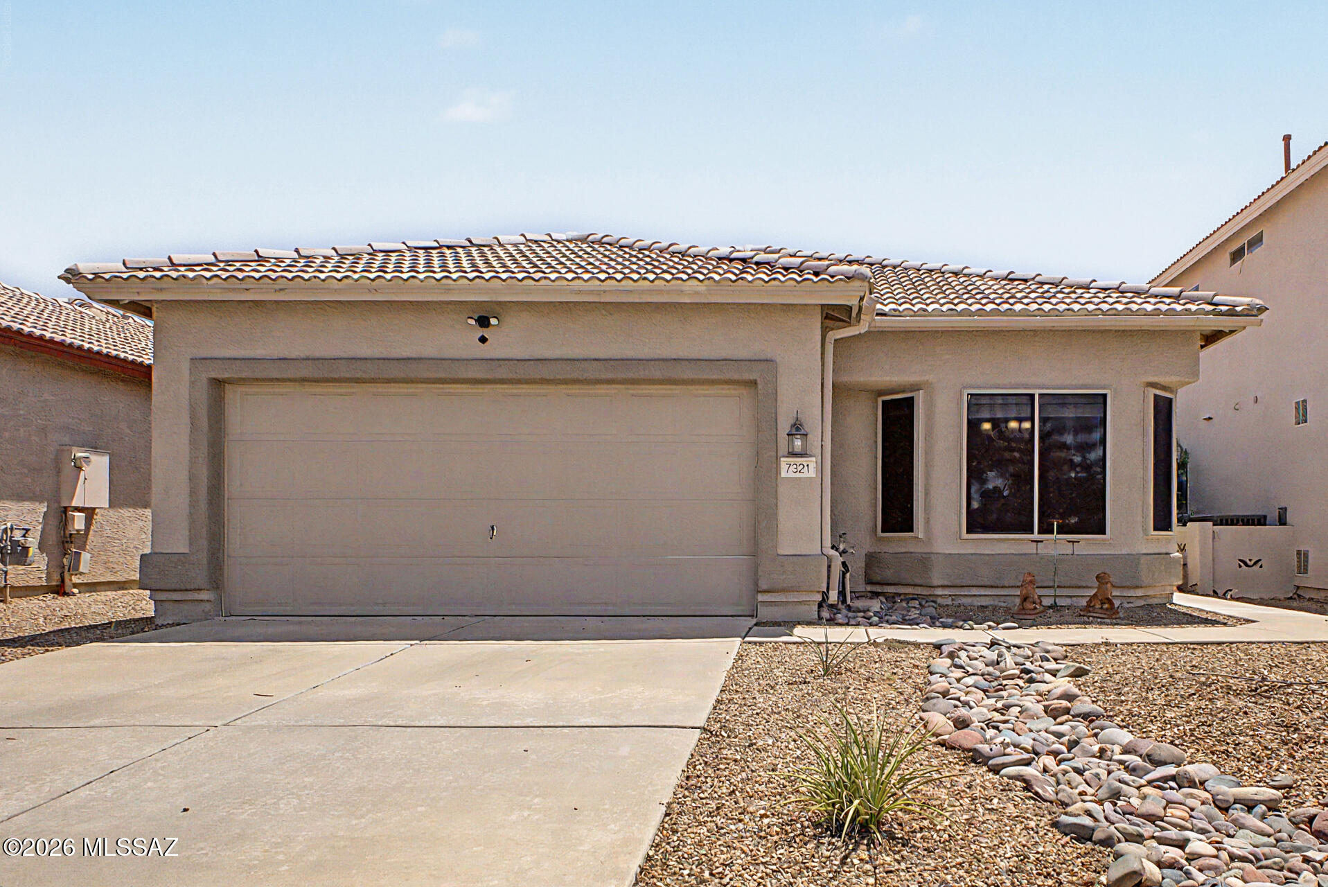 7321 W Sunset Mountain Drive — photo