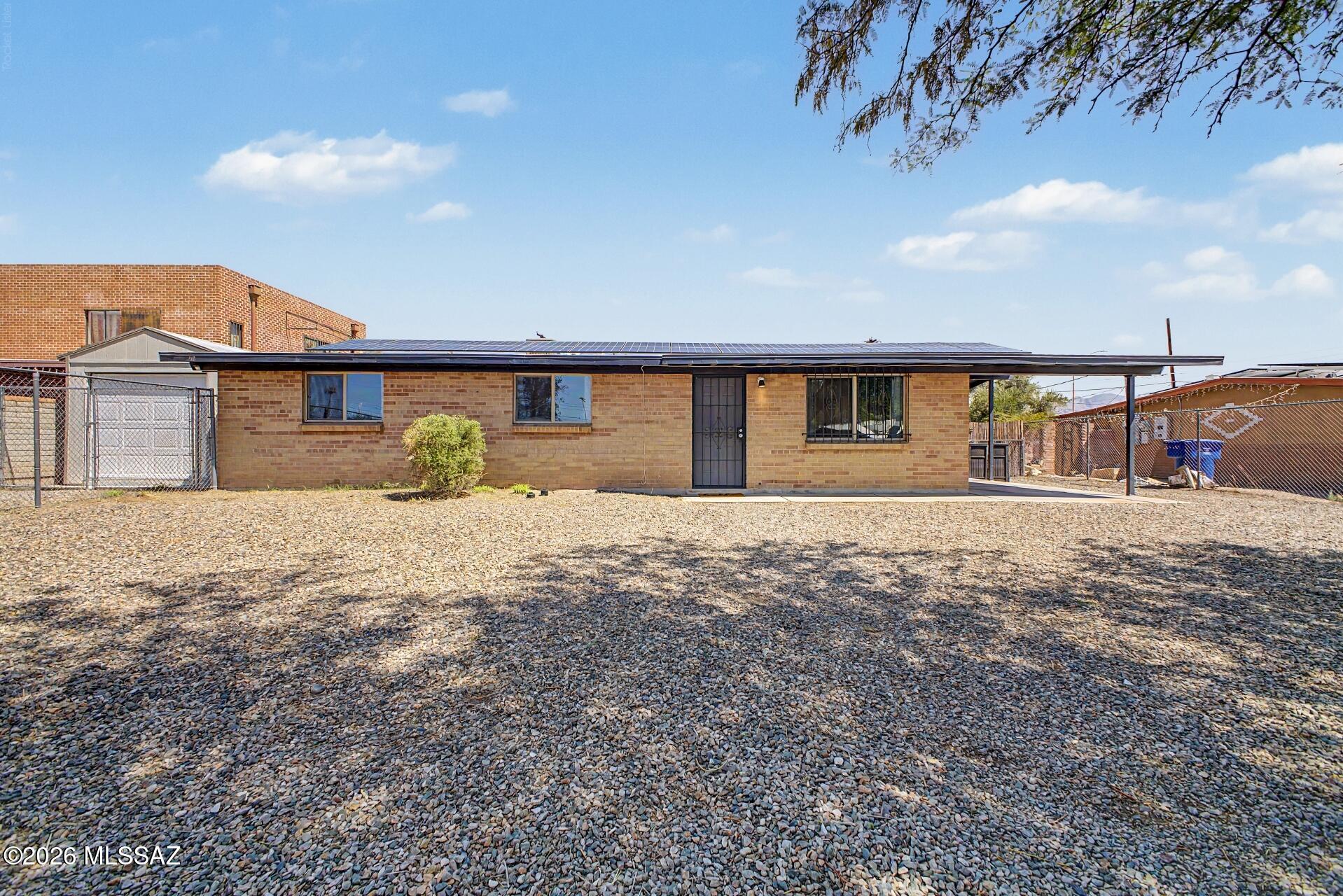 1808 W Linden Street — photo