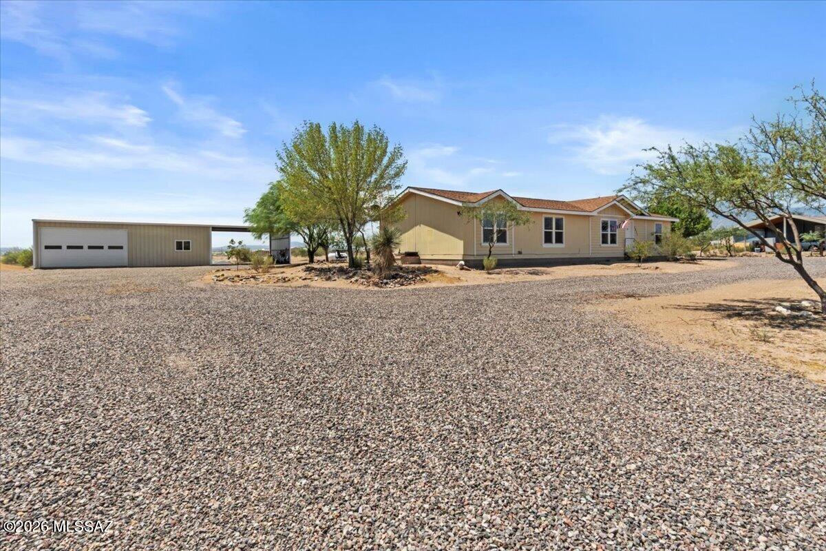 3855 E Busby Drive — photo