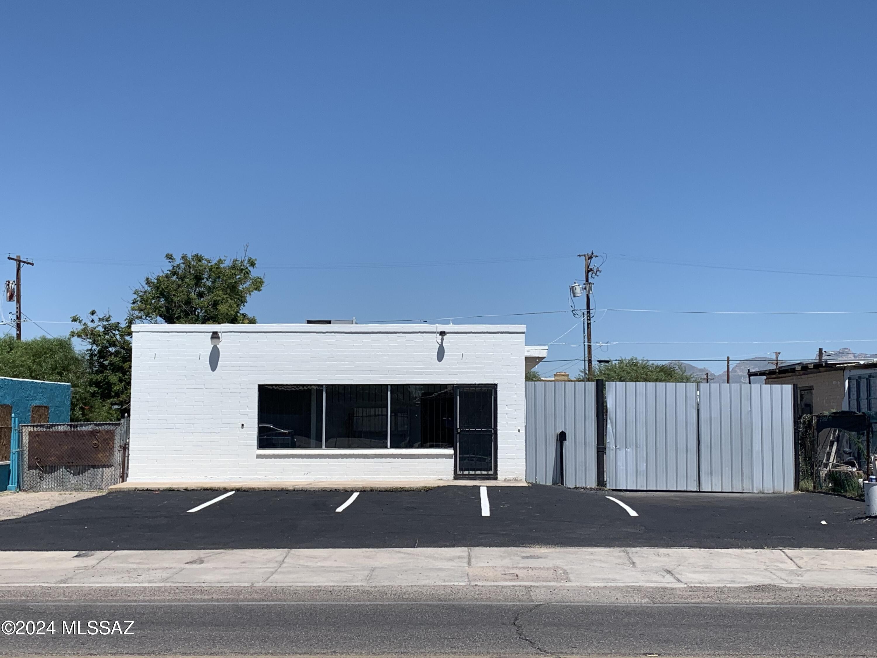208 W 29th Street — photo