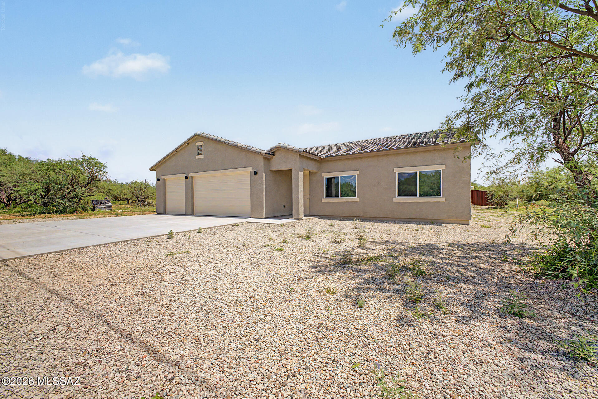 21 Via Inglaterra Court, Rio Rico, AZ 85648 — photo 3