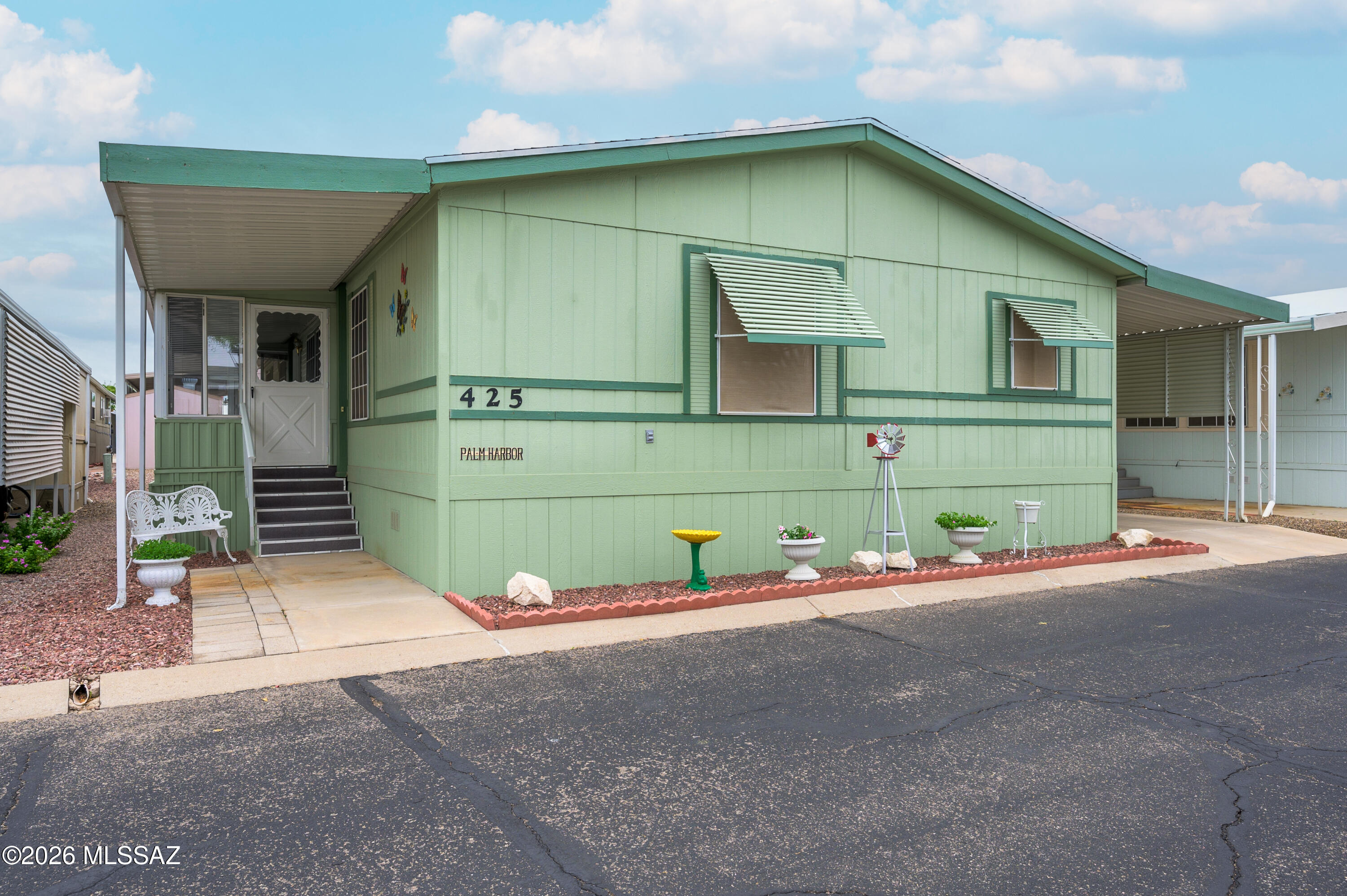8401 S Kolb Road 425 — photo