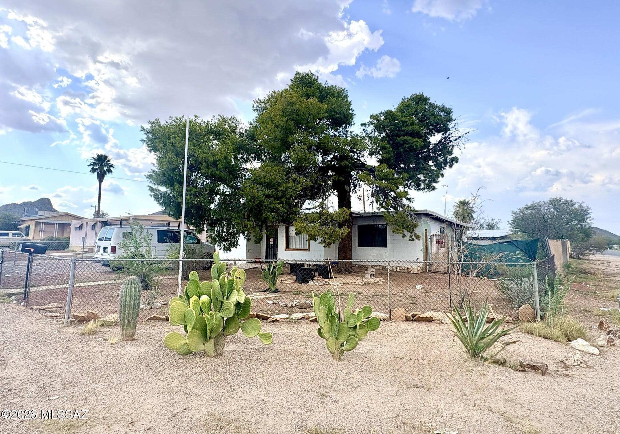 2702 W Dove Road — photo