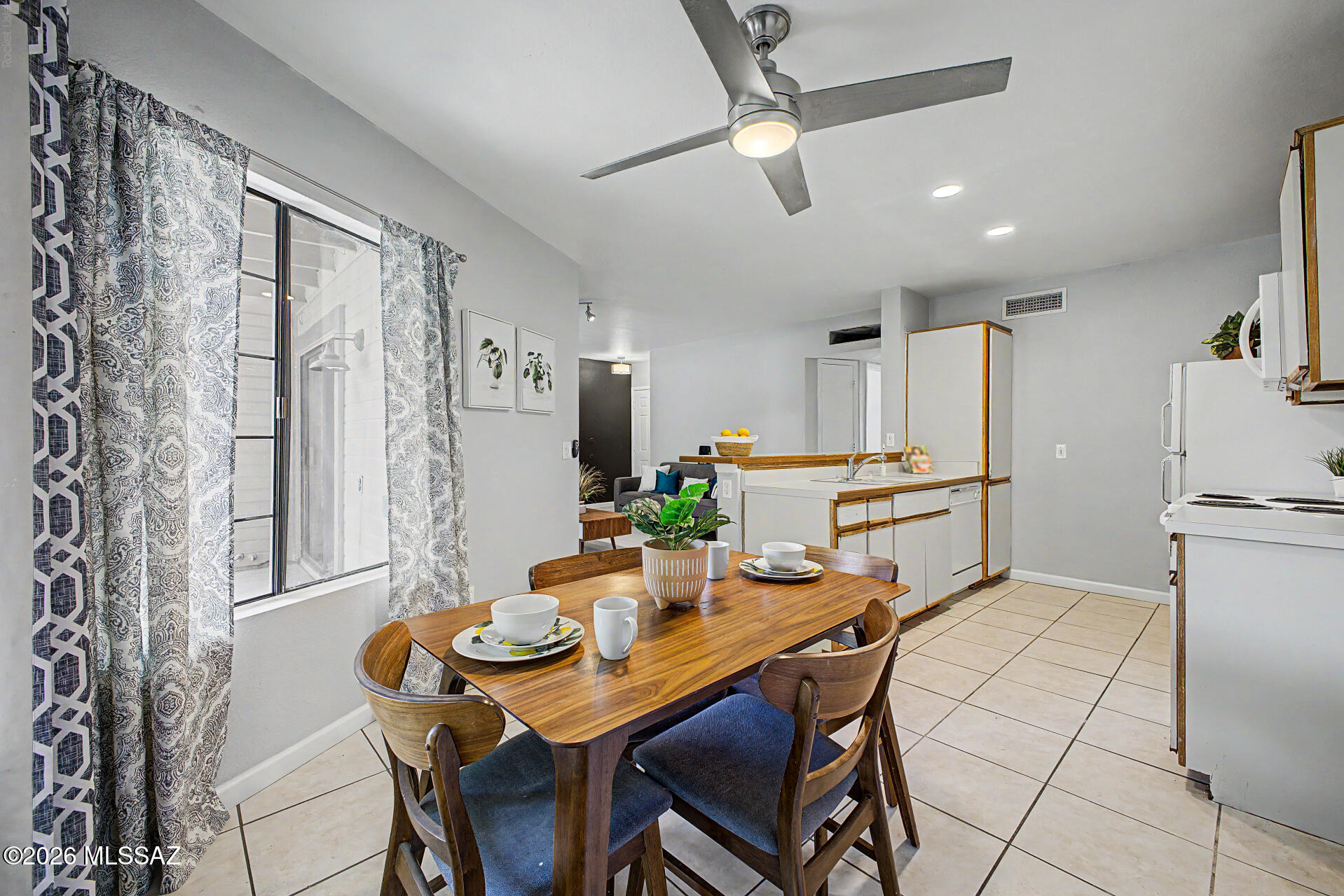 1693 W Wood Bridge Court — photo