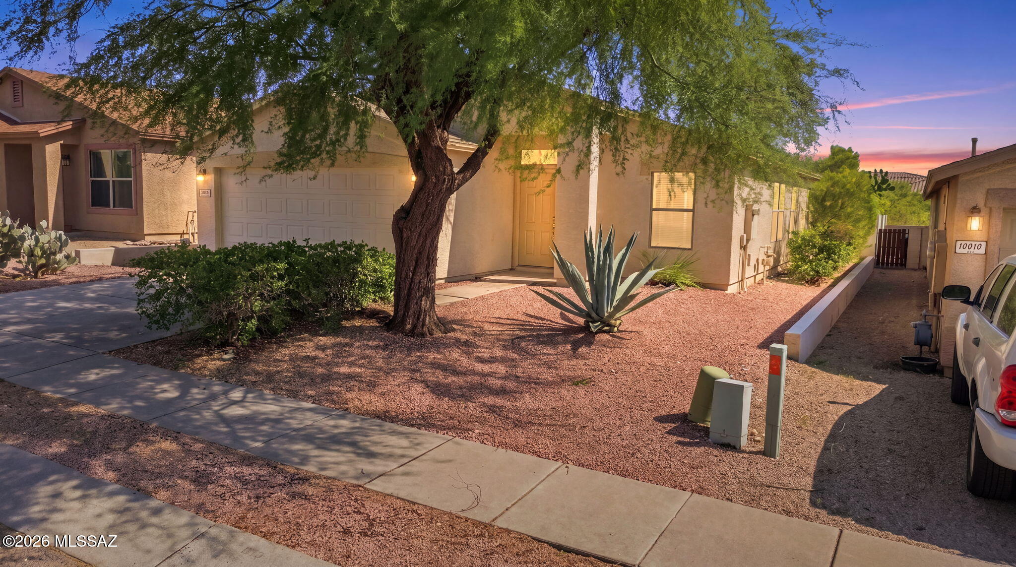 10018 E Rocky Vista Drive — photo