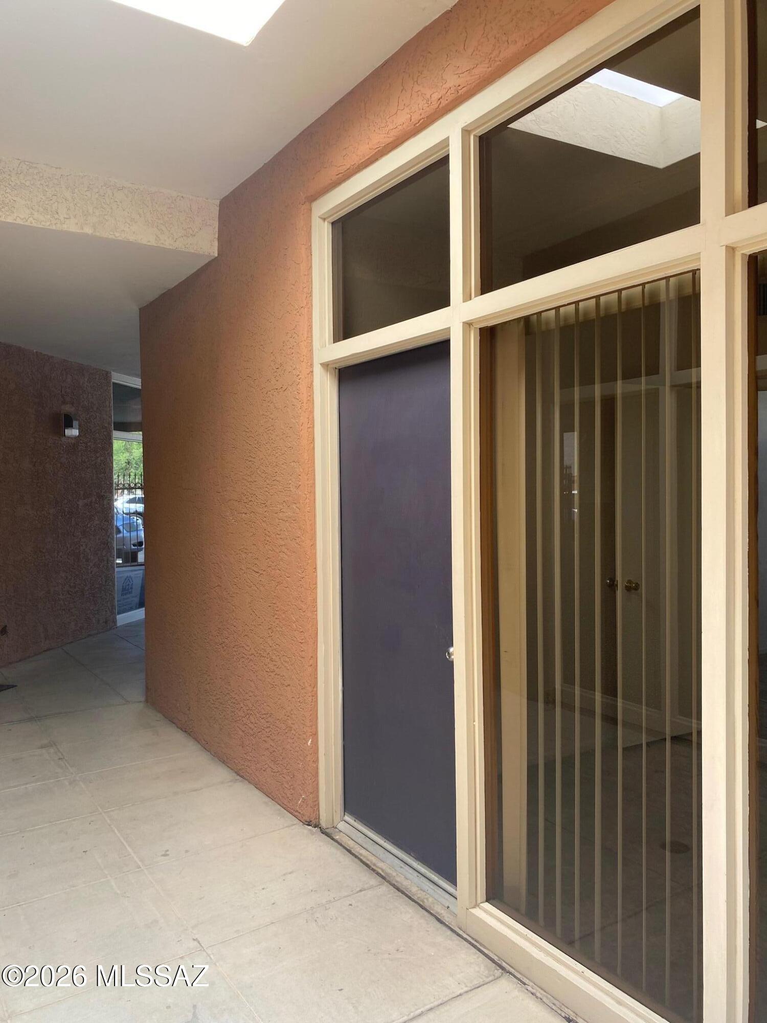 1643 N Alvernon Way 108 — photo
