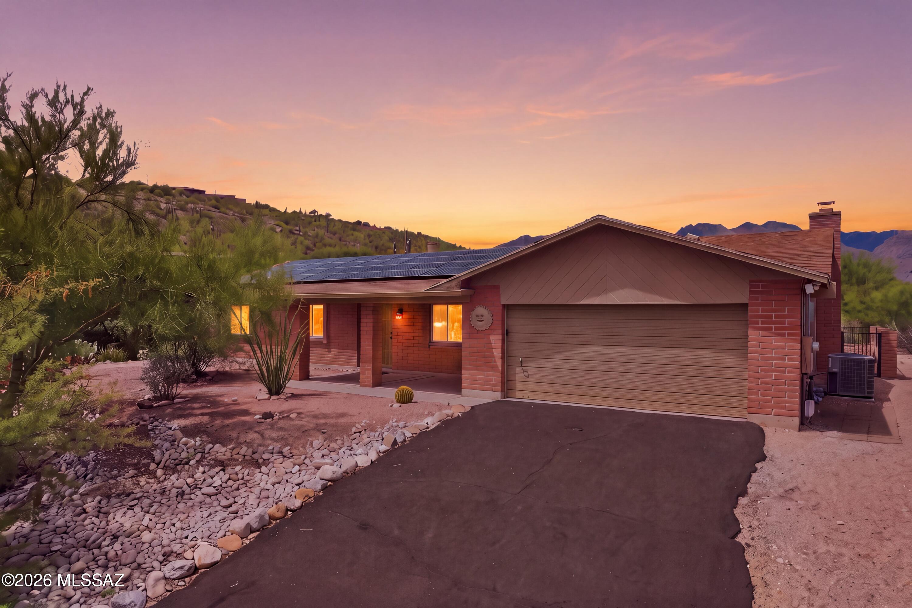 7221 E Clayridge Drive — photo