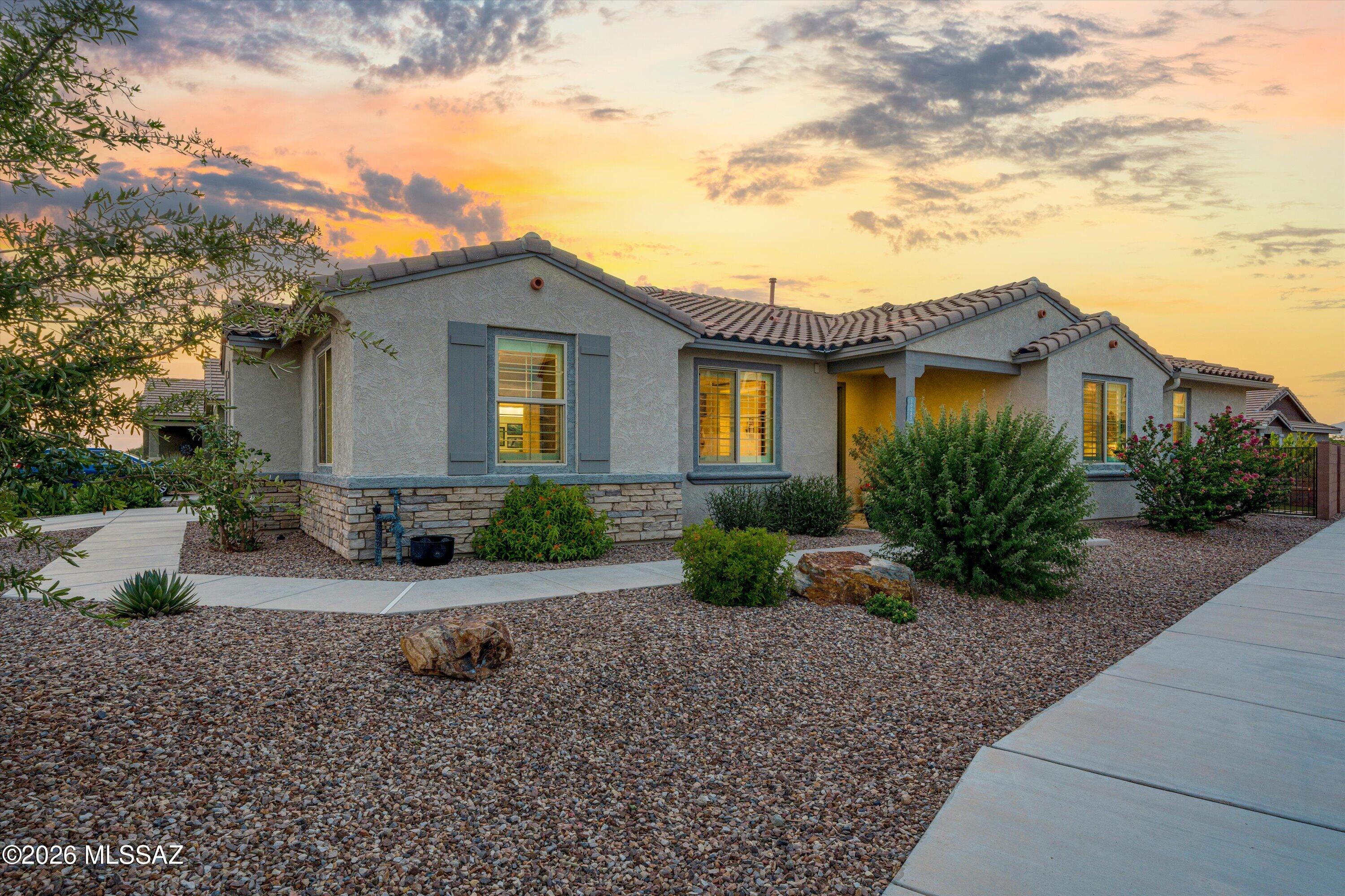 10085 E Fay Canyon Trail — photo