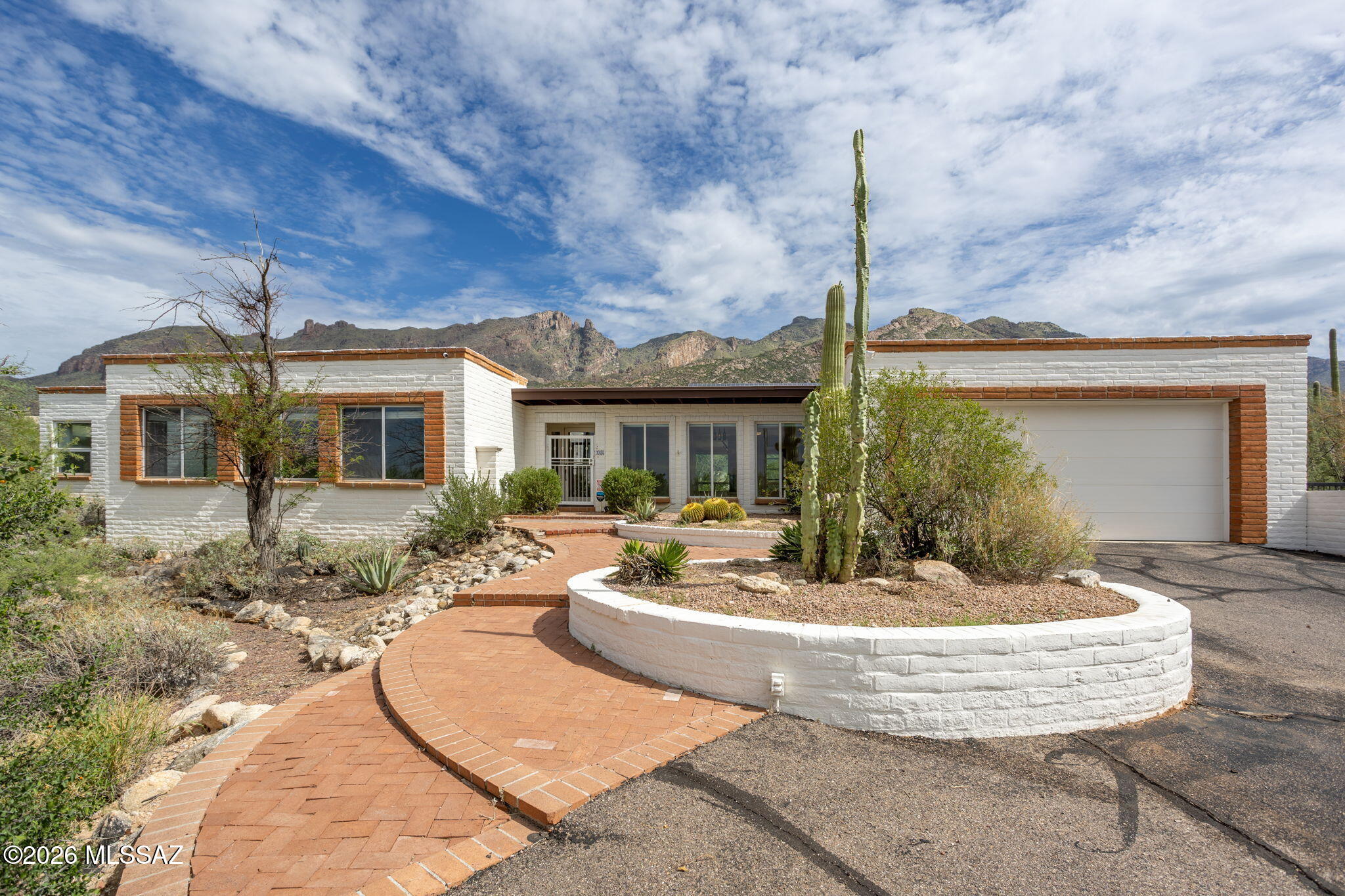 6621 N Donna Beatrix CI Circle — photo