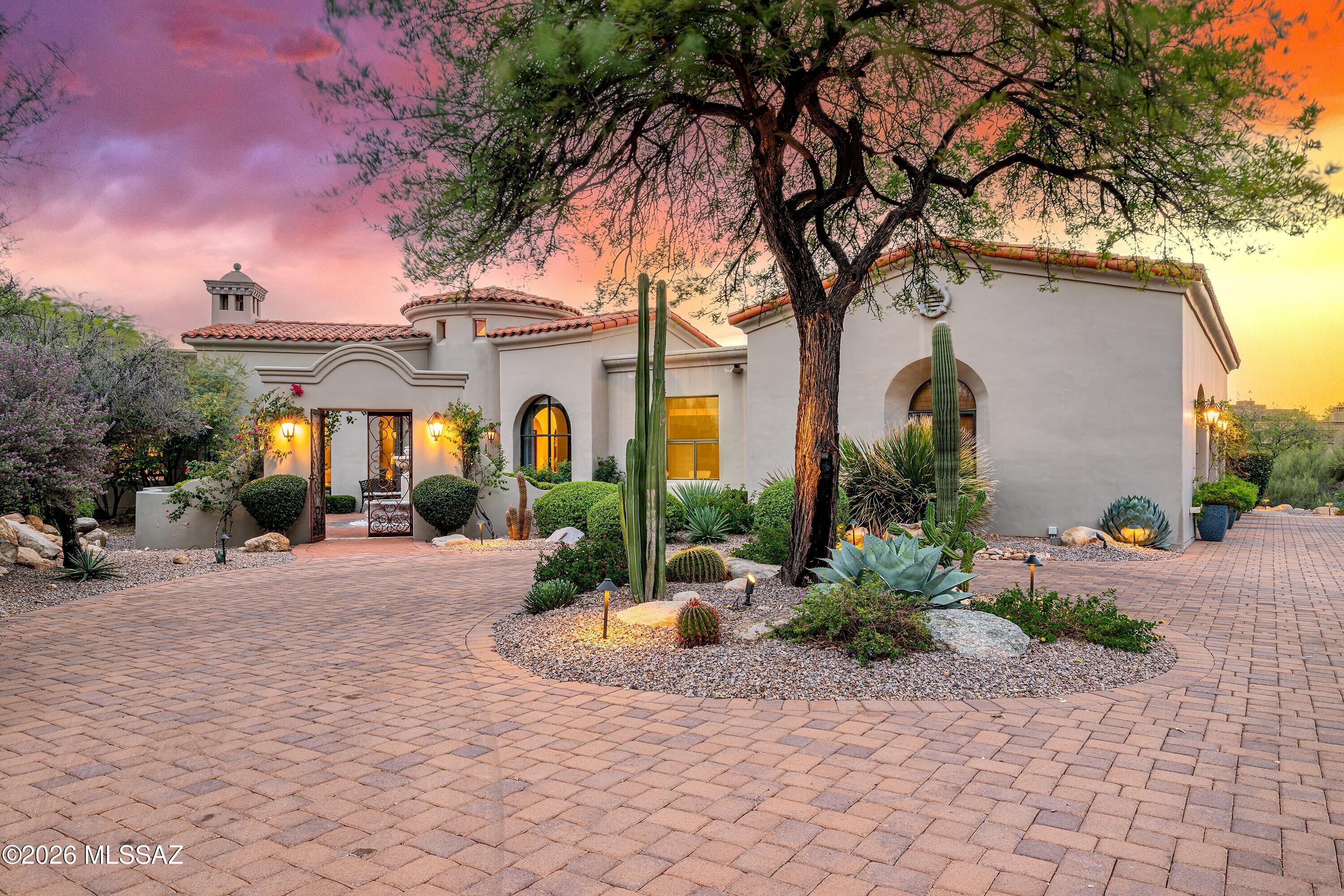 7437 N Mystic Canyon Drive — photo