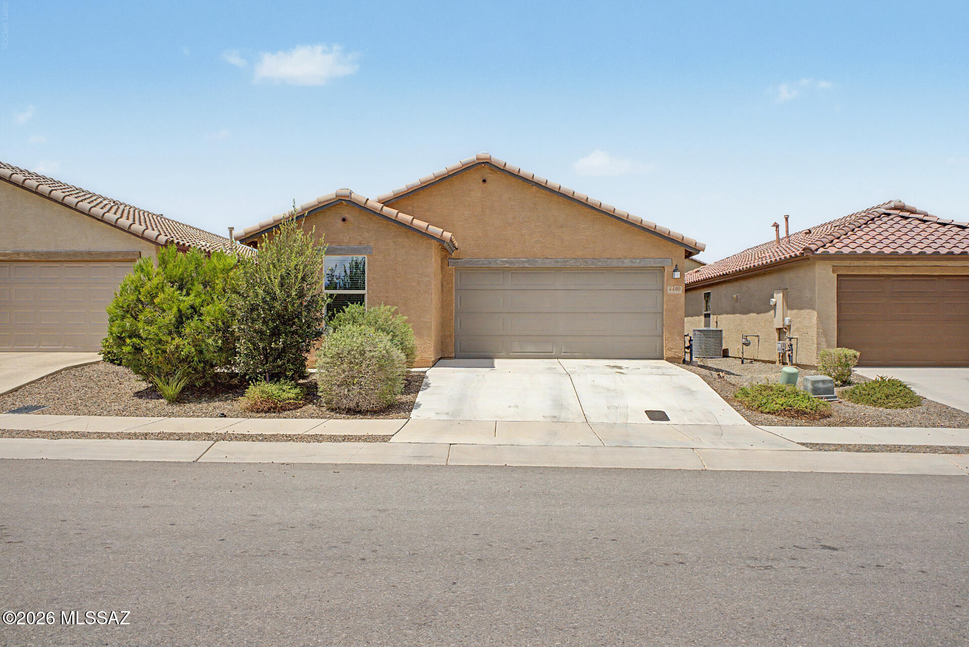 4400 S Sunrise Bluff Way — photo