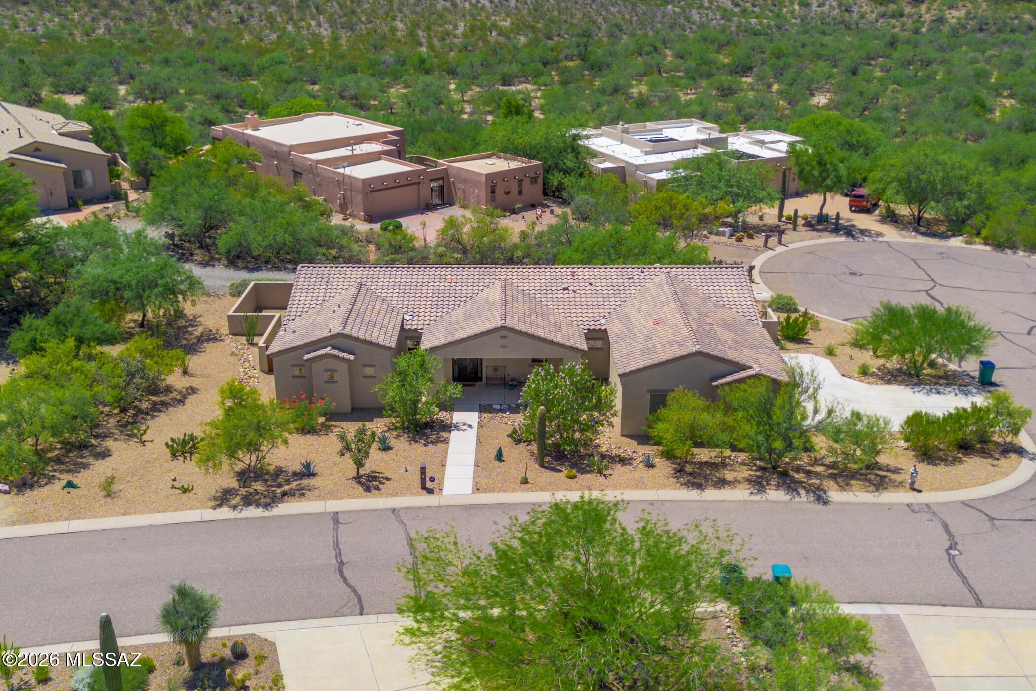 882 E Vault Mine Court — photo