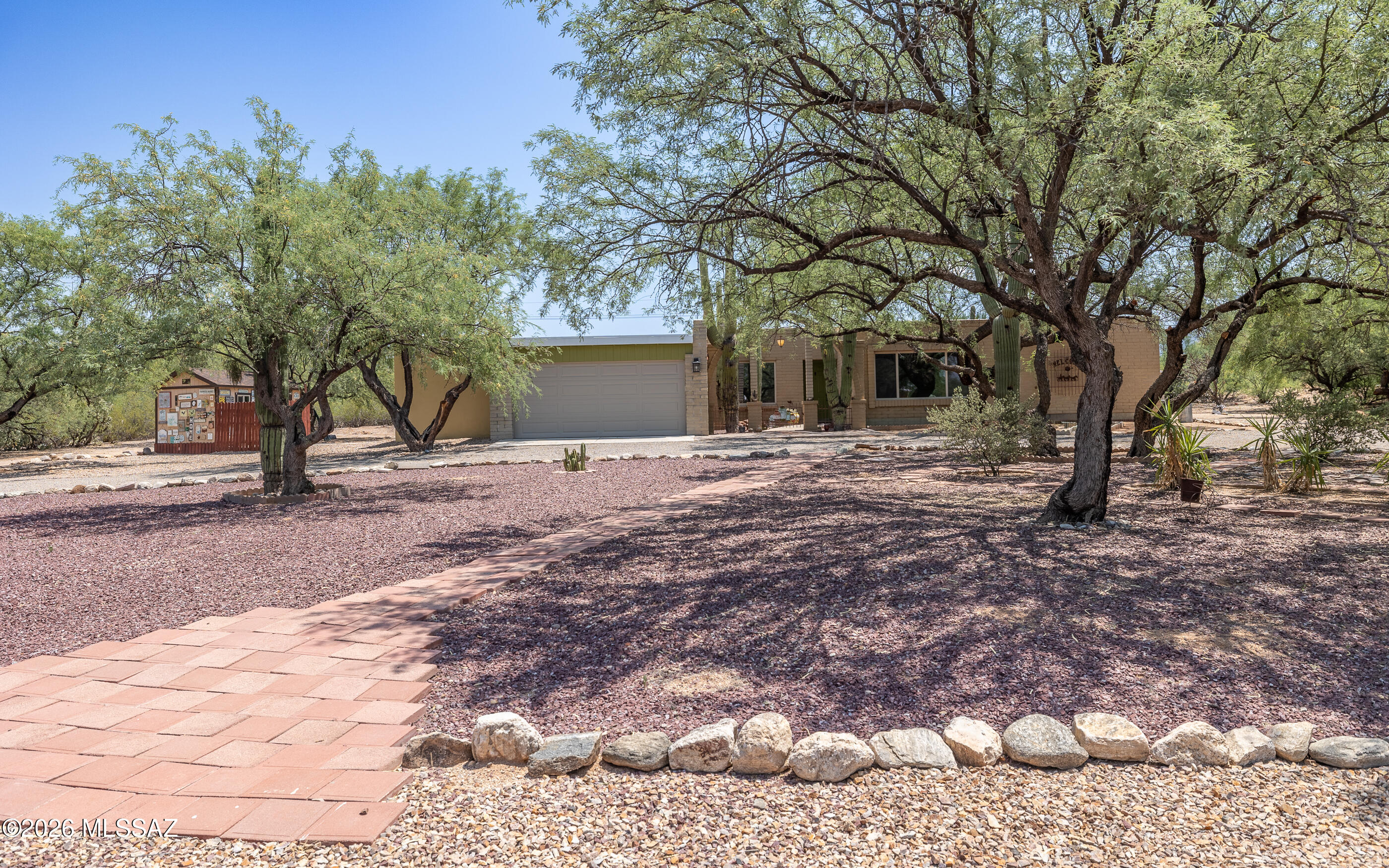 2942 N Longhorn Drive — photo