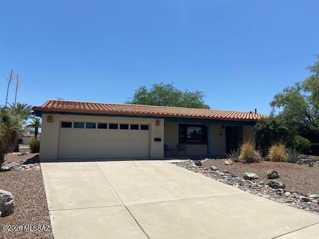 422 E Las Milpas — photo