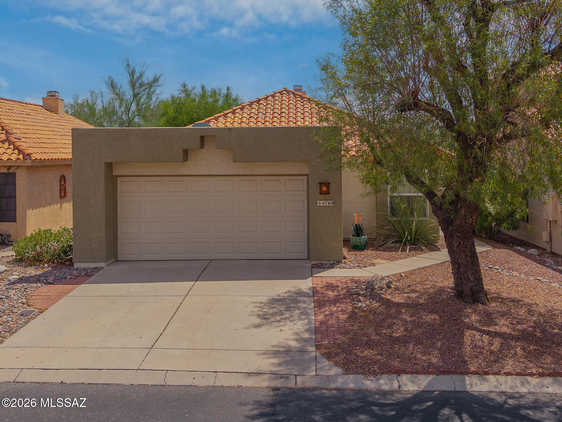 4769 W Lessing Lane — photo
