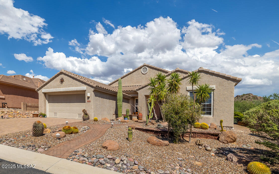 13730 N Heritage Canyon Drive — photo