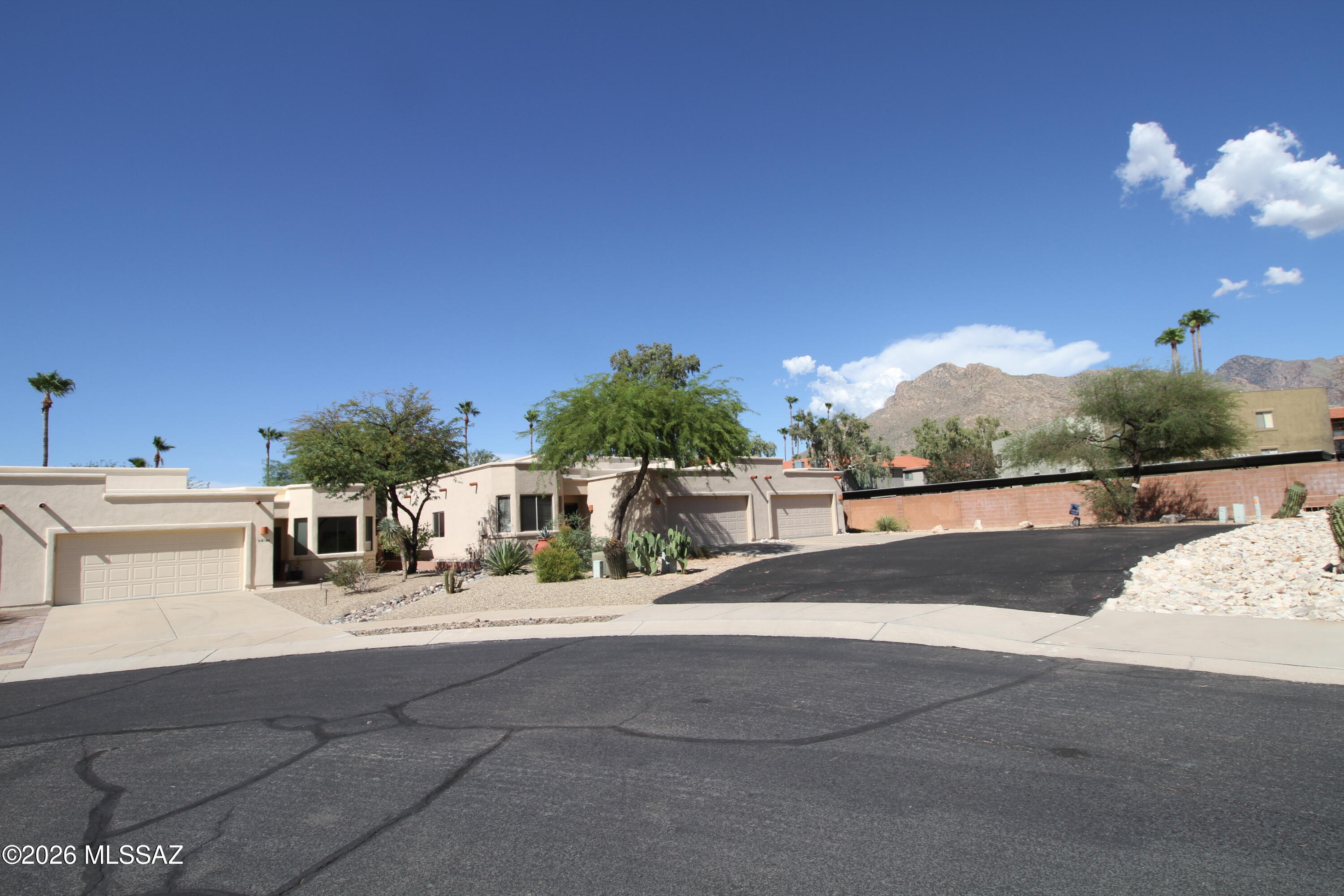 8174 N Peppersauce Drive — photo