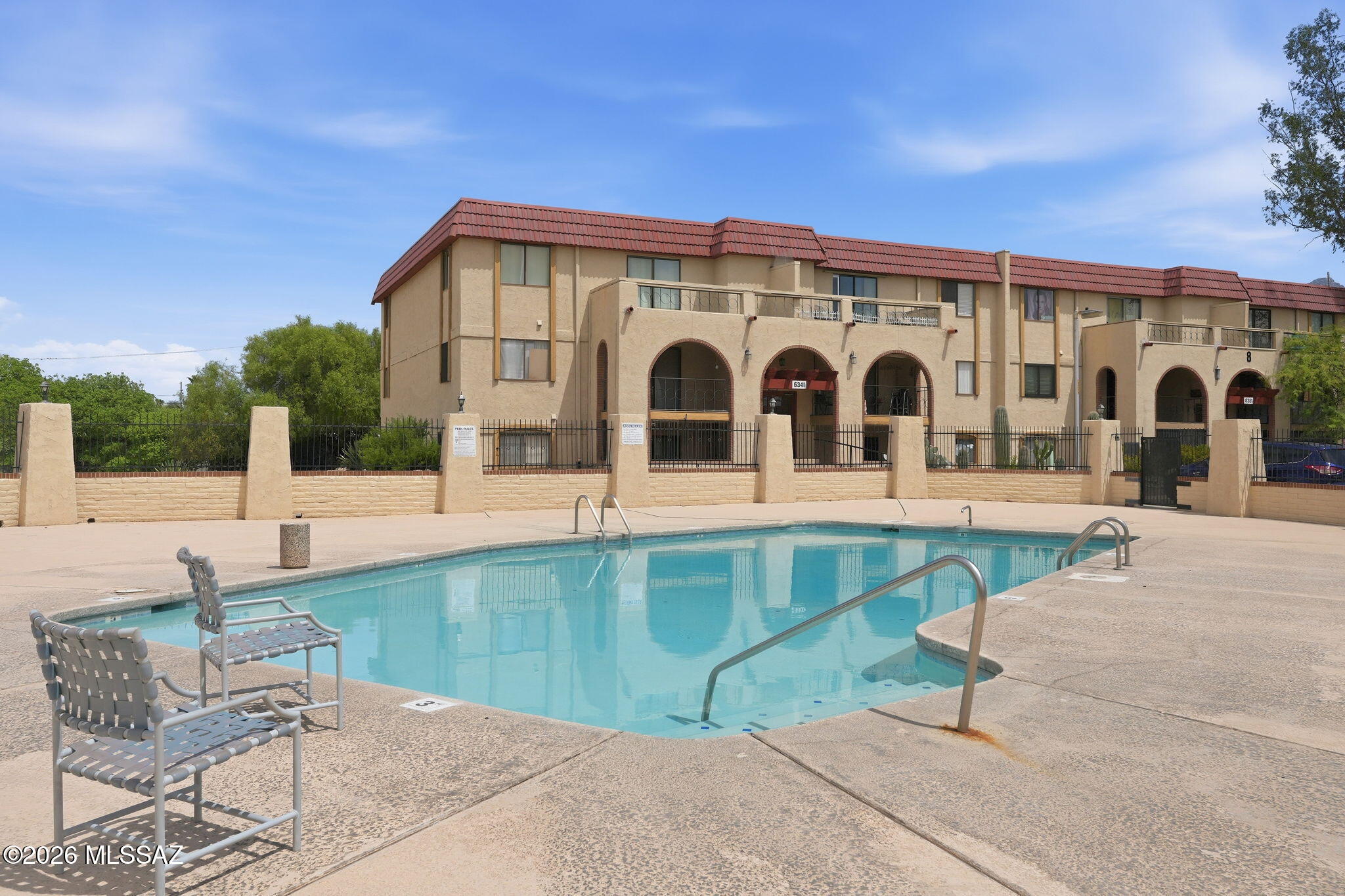 6341 N Barcelona Court 809 — photo