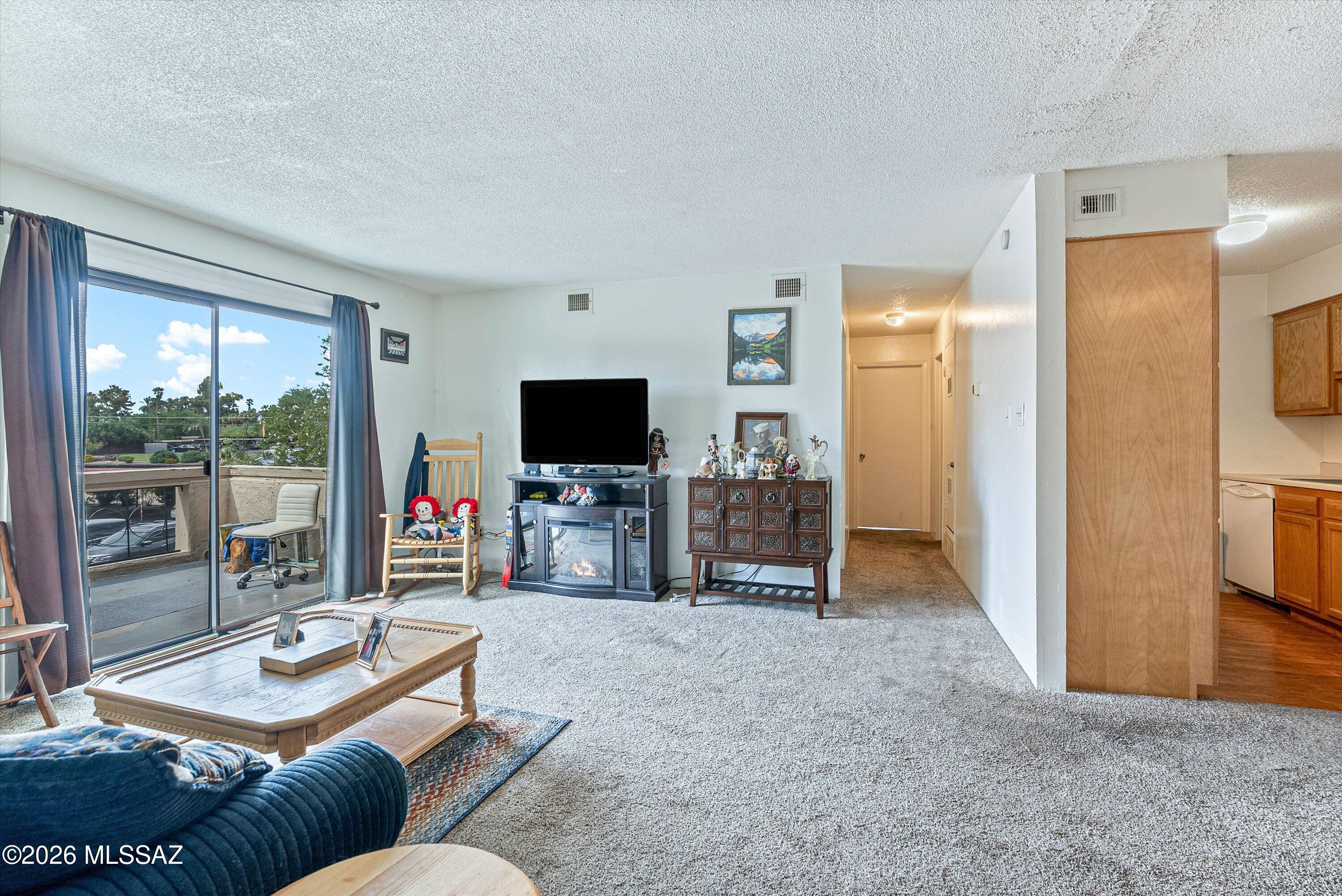 441 W Yucca Court 209 — photo