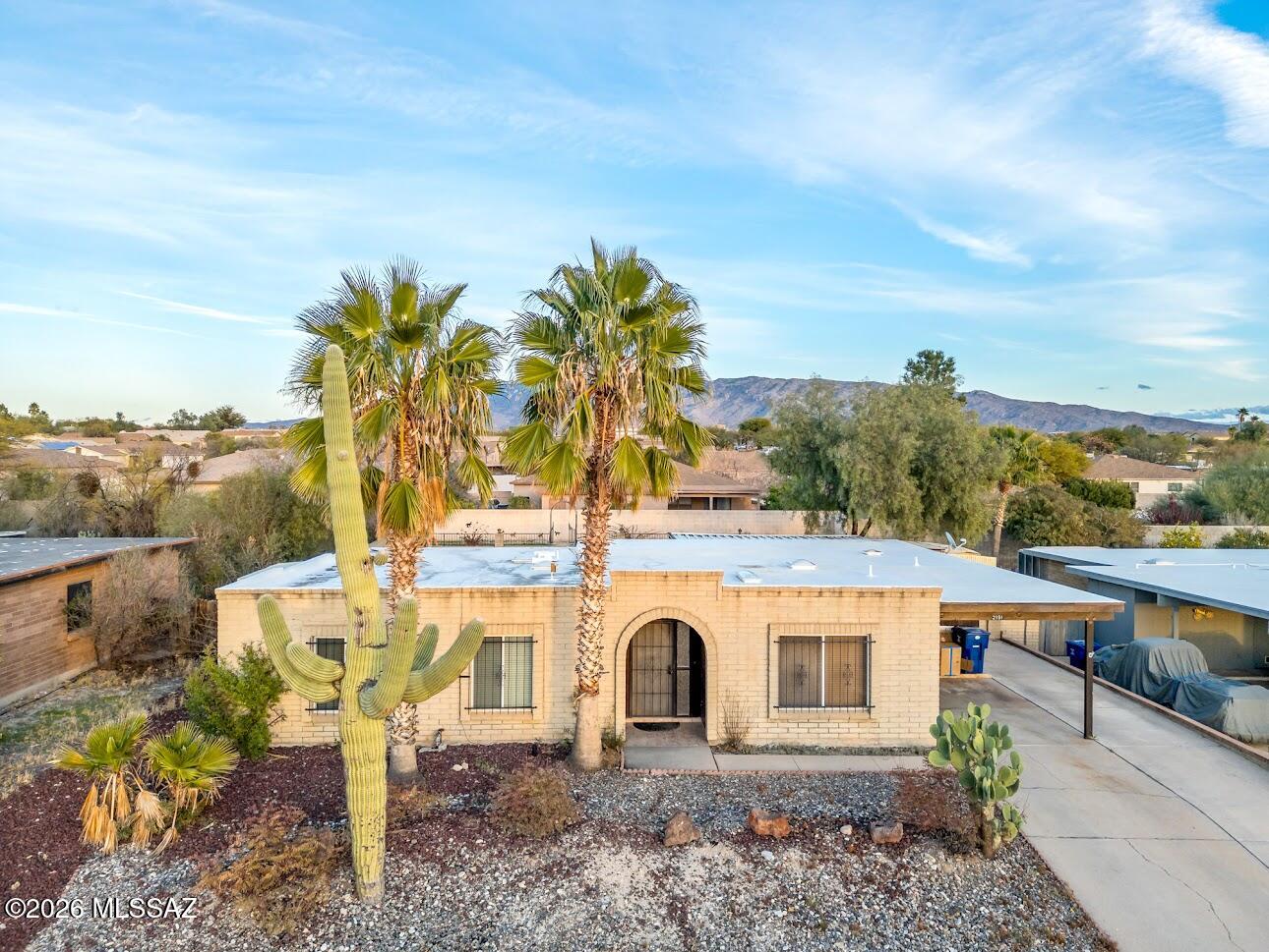 2191 S Sunburst Drive — photo