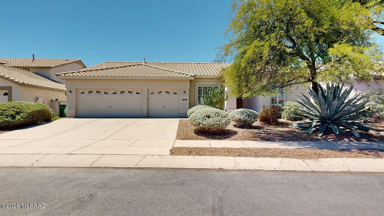 12511 N Forest Lake Way — photo