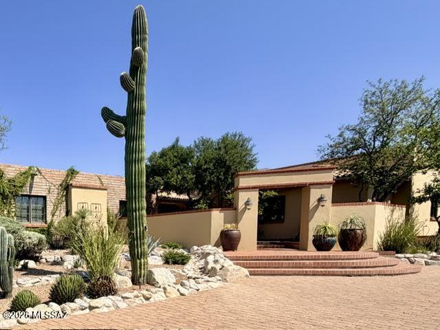 6830 N Solaz Cuarto — photo