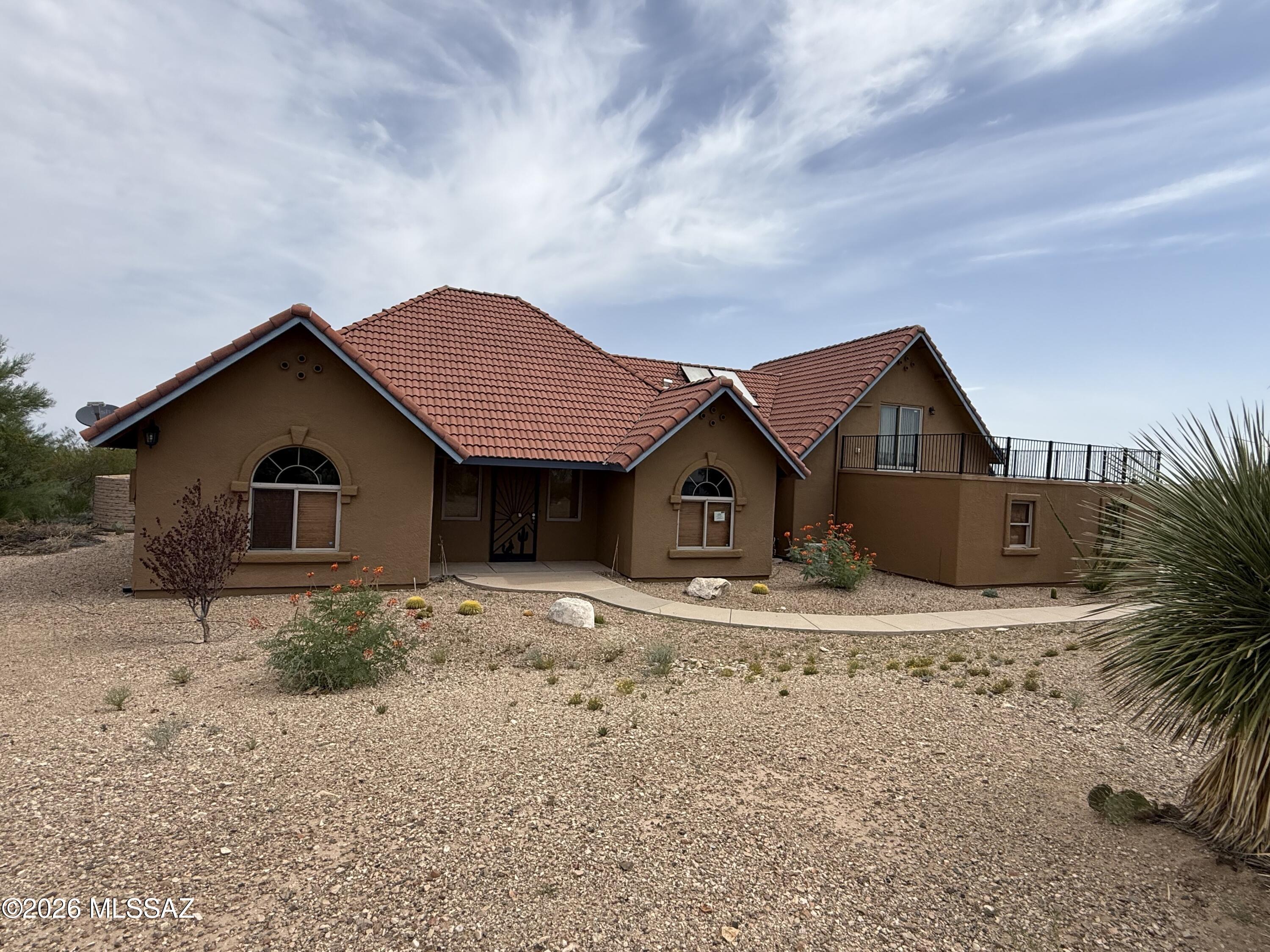 2941 E Broadview Drive — photo