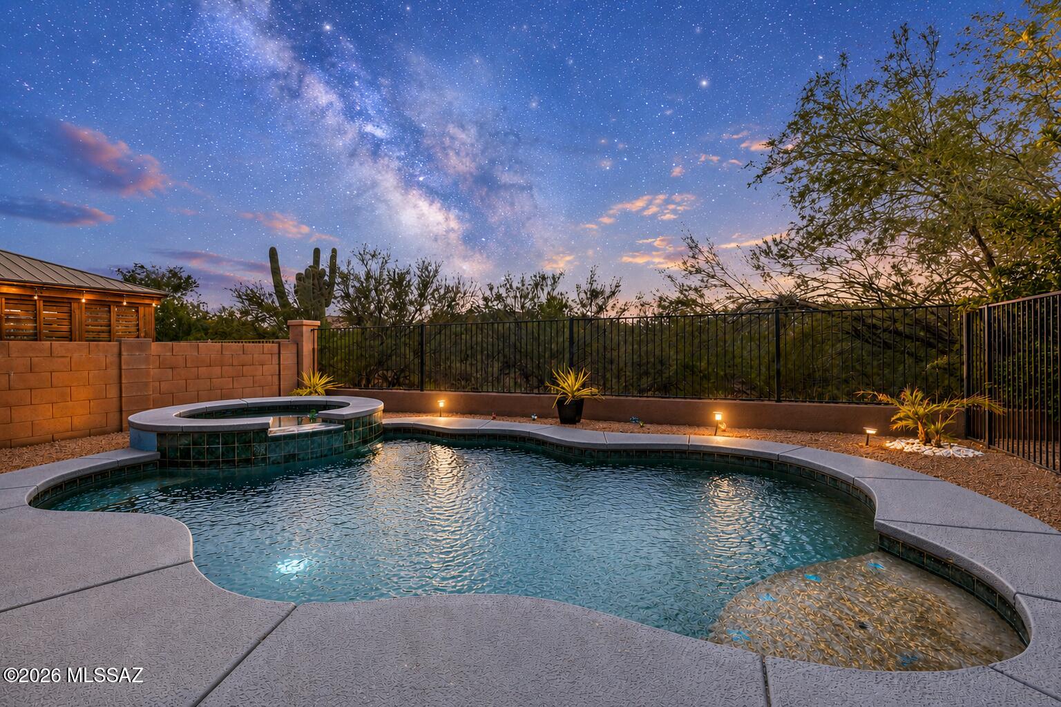 856 W Vuelta Granadina — photo