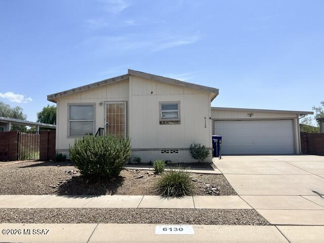 6130 E Thunder River Drive — photo