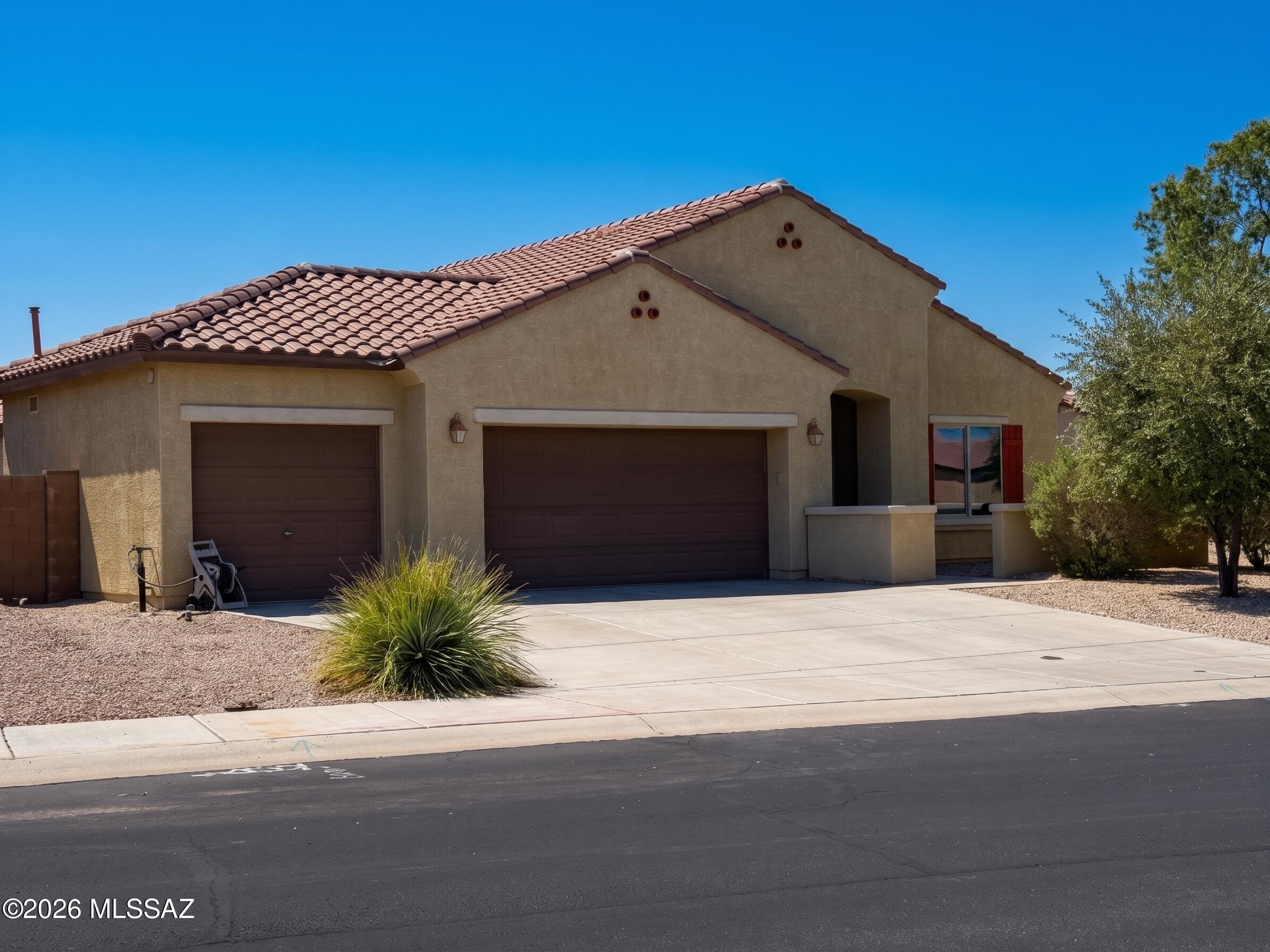 12361 N Fernsbury Drive — photo