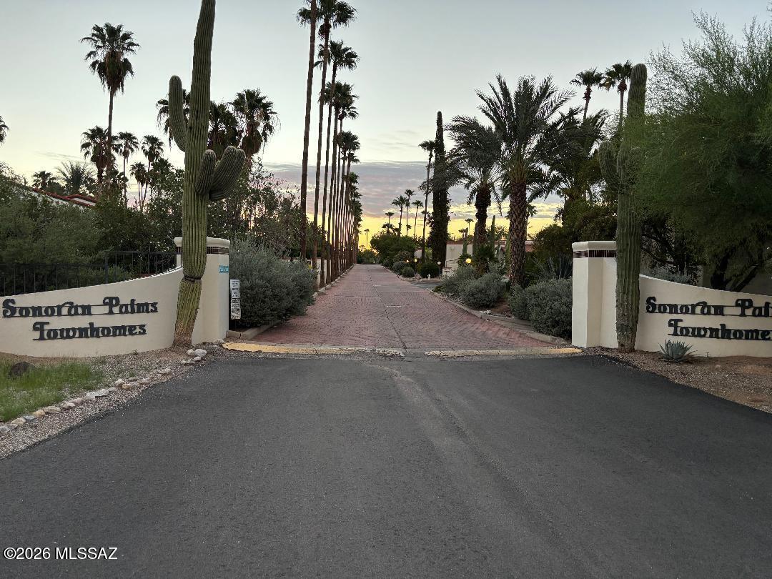 834 W Palma De Coco — photo