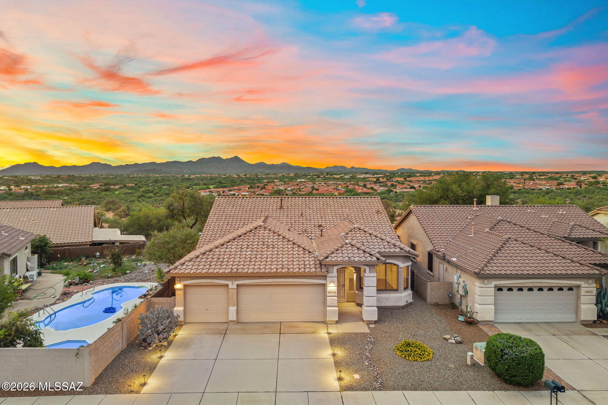 2507 E Big View Drive — photo