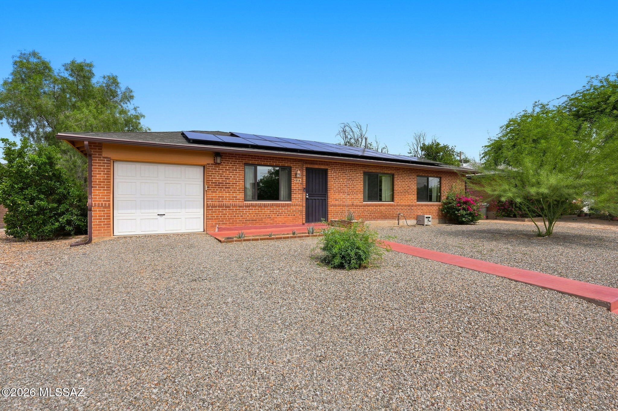 4919 E Cecelia Street — photo