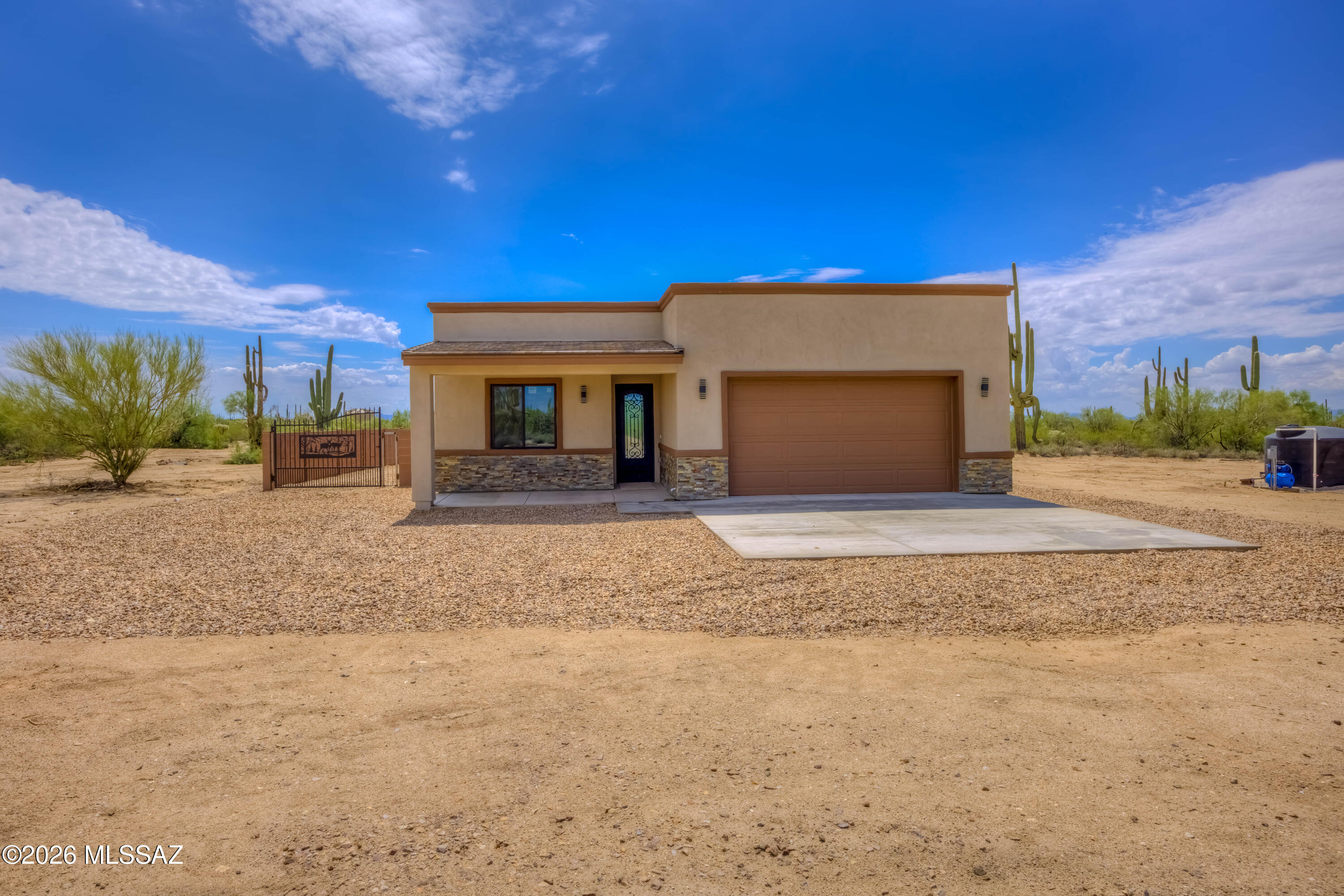 34123 E Amber Oasis Lane — photo