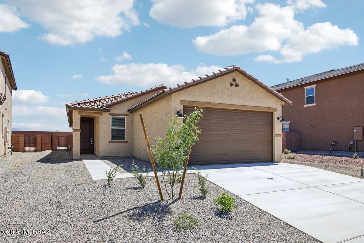 12408 N Bella Victoria Road — photo