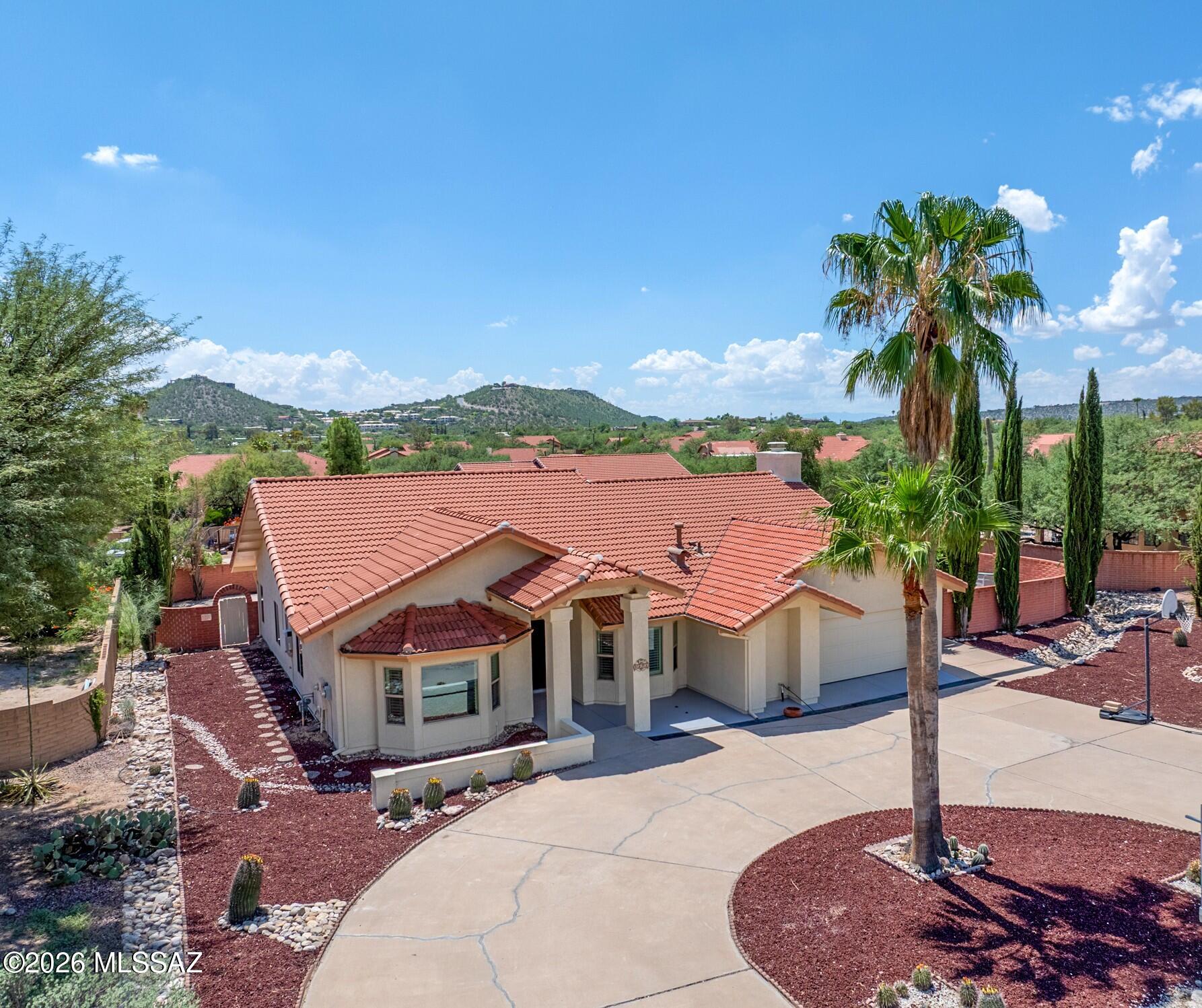 5371 N Buckhorn Drive — photo