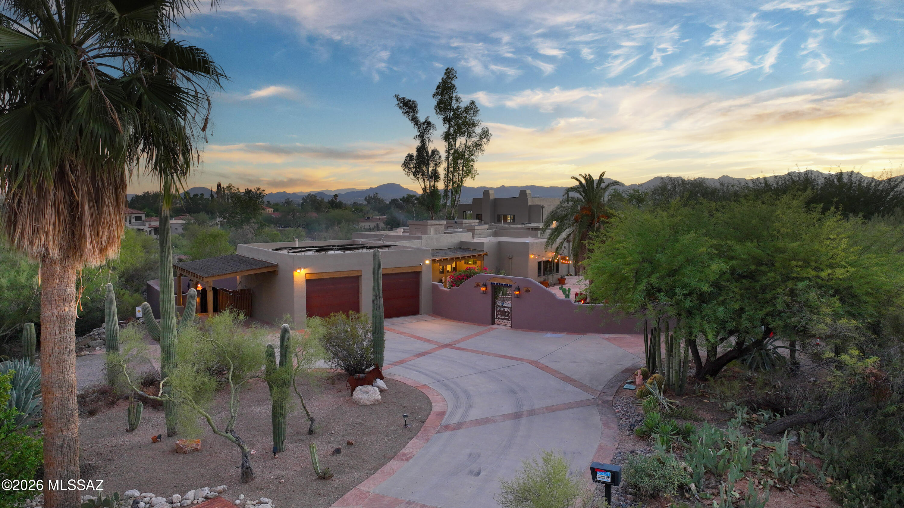 5525 N Oracle Road — photo