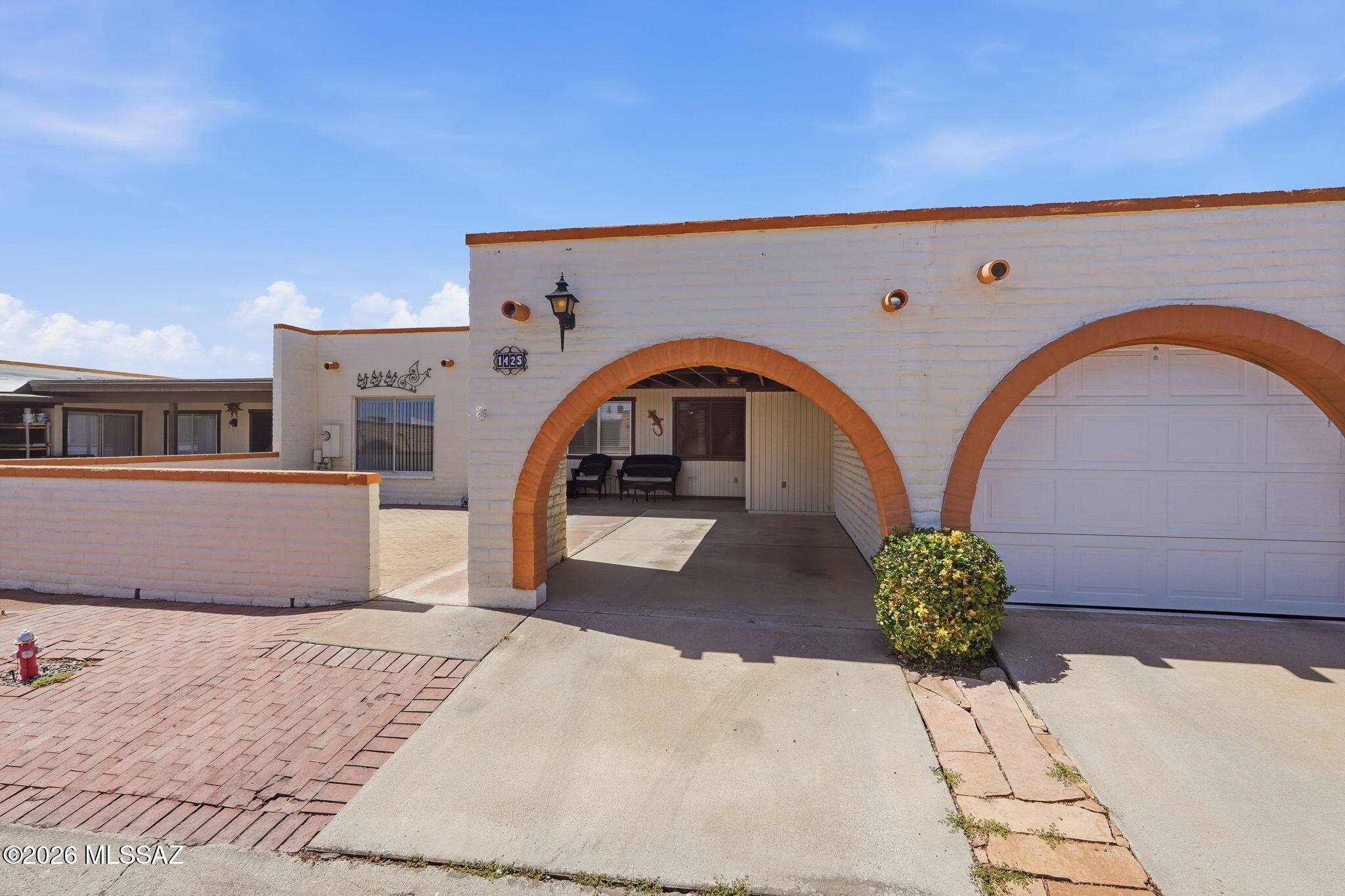 1425 W Placita Apache — photo