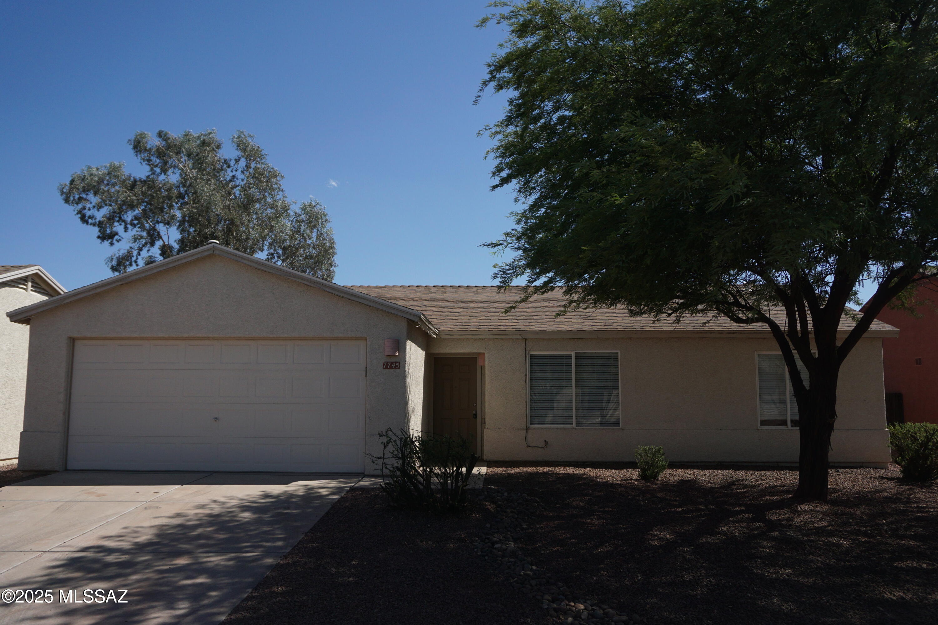 7745 W Shining Moon Way — photo