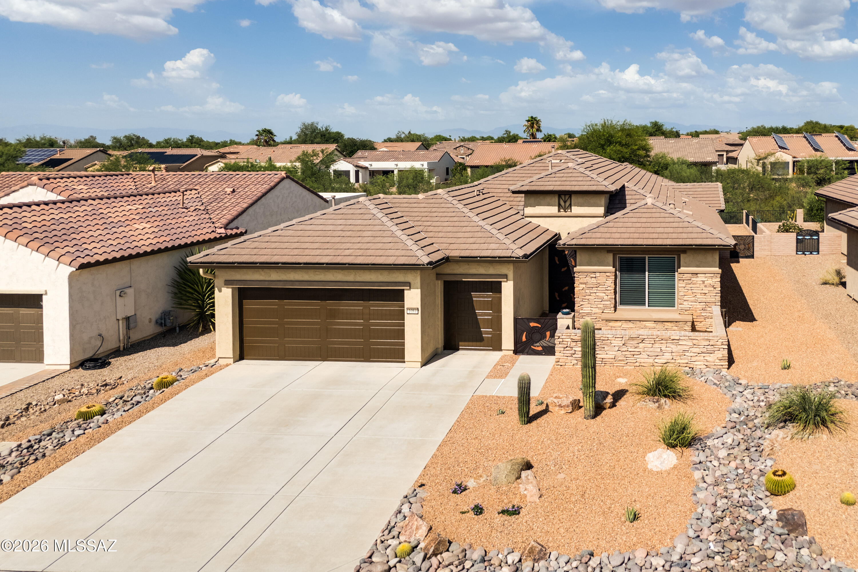 1084 N Grand Canyon Drive — photo