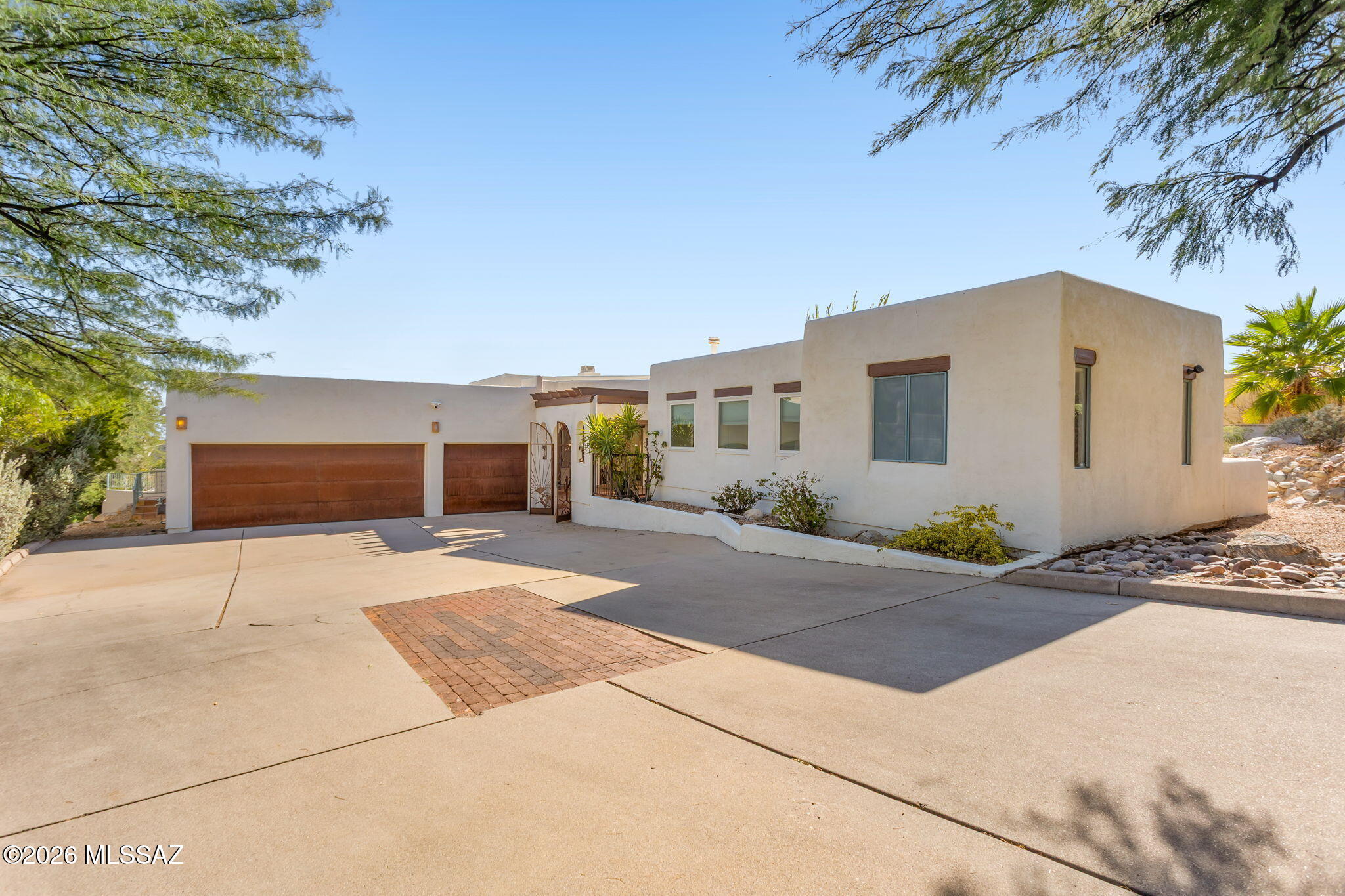 6420 N Regal Manor Drive — photo
