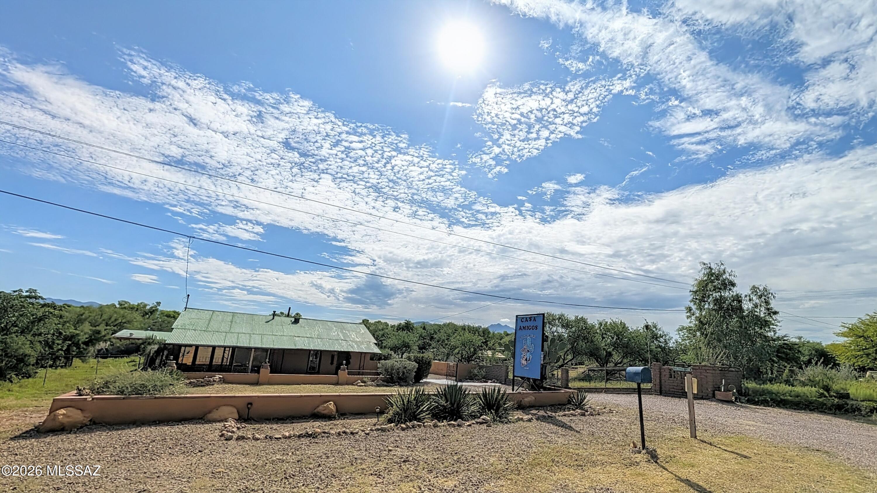 2023 E Frontage Road — photo