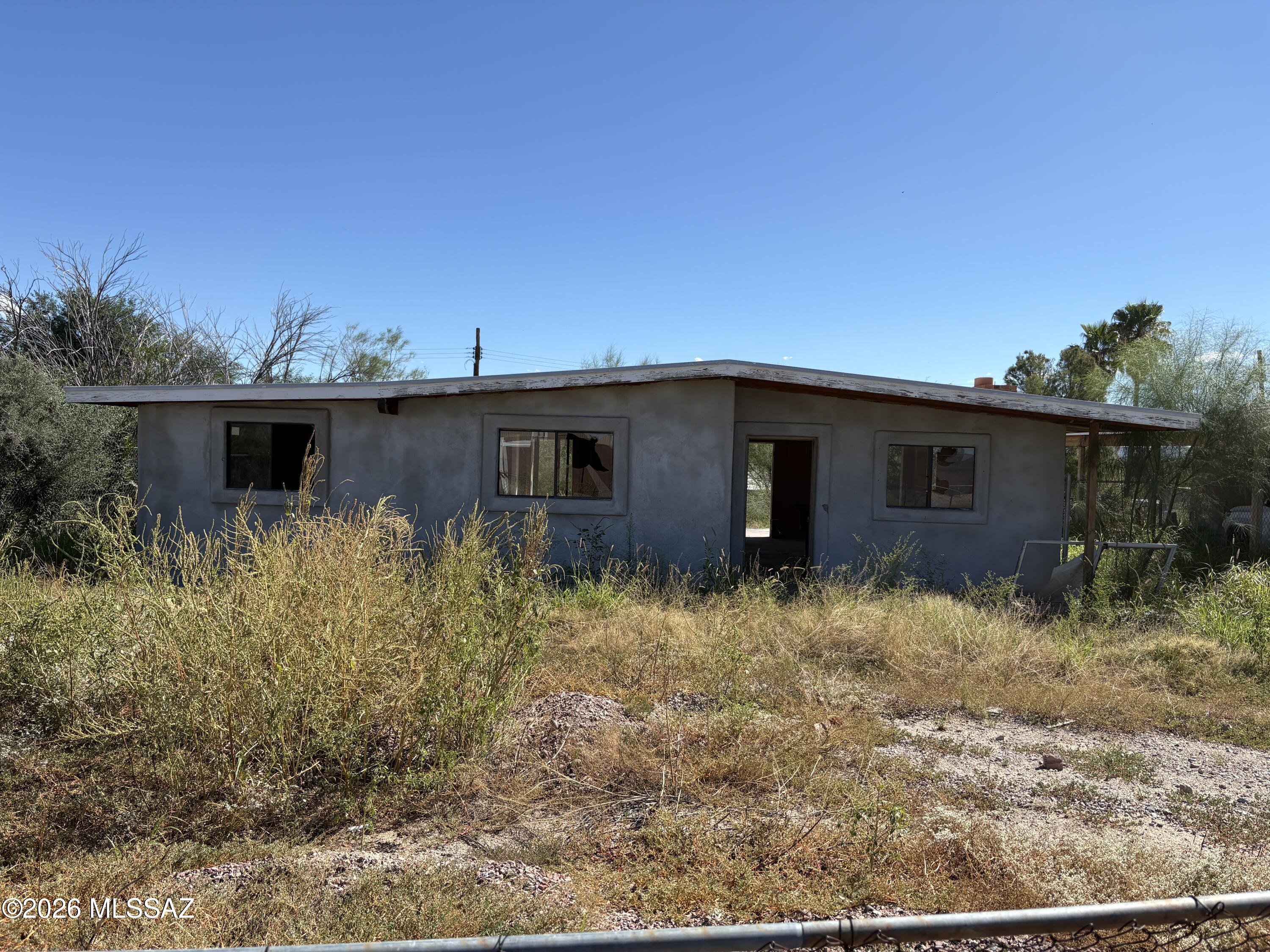 1218 E Summit Street — photo