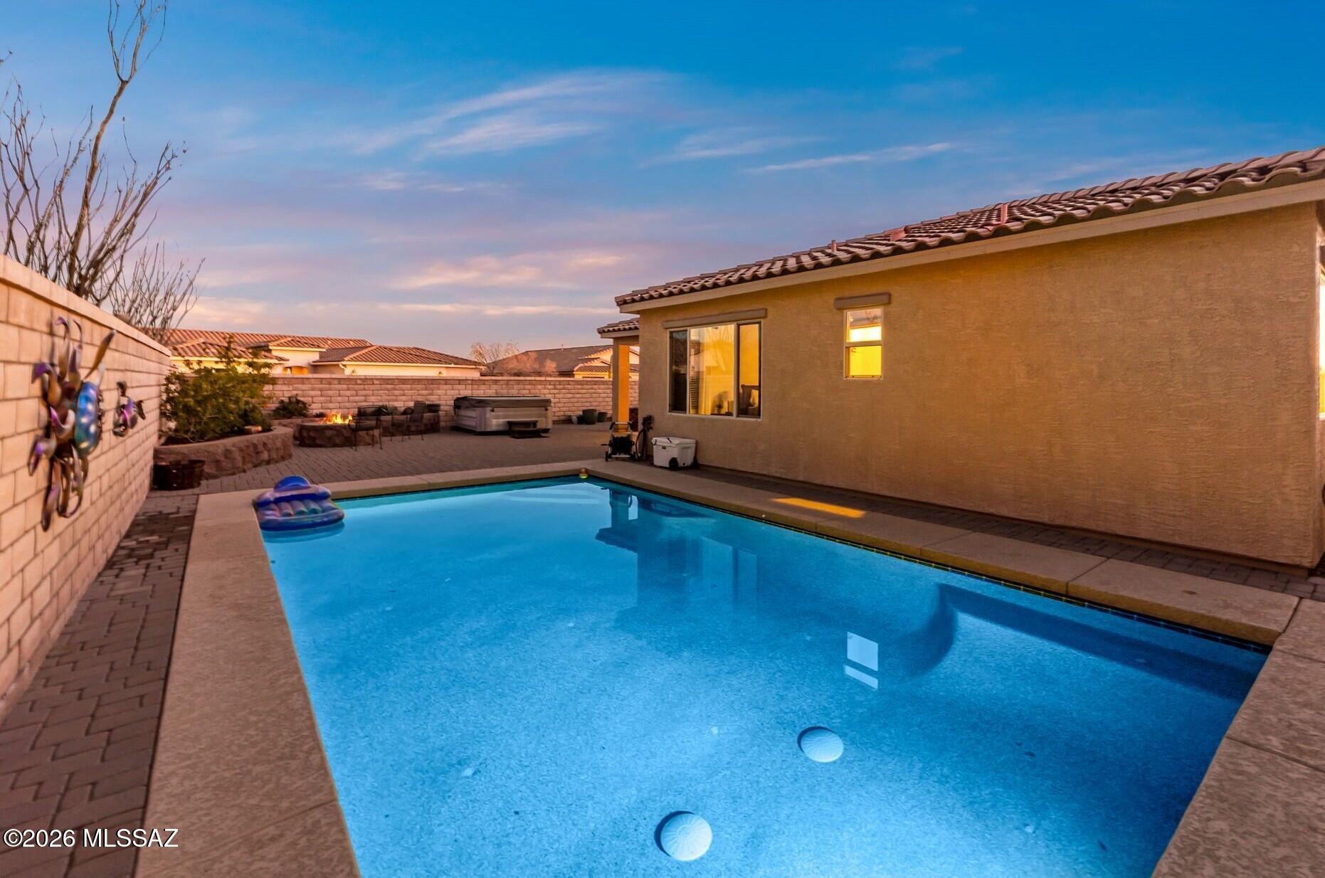 4292 W Thunder Ranch Place — photo
