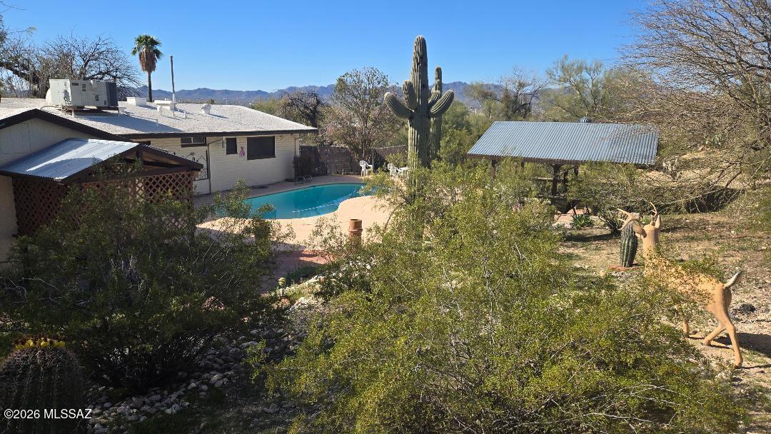 2740 W Calle Del Santo — photo