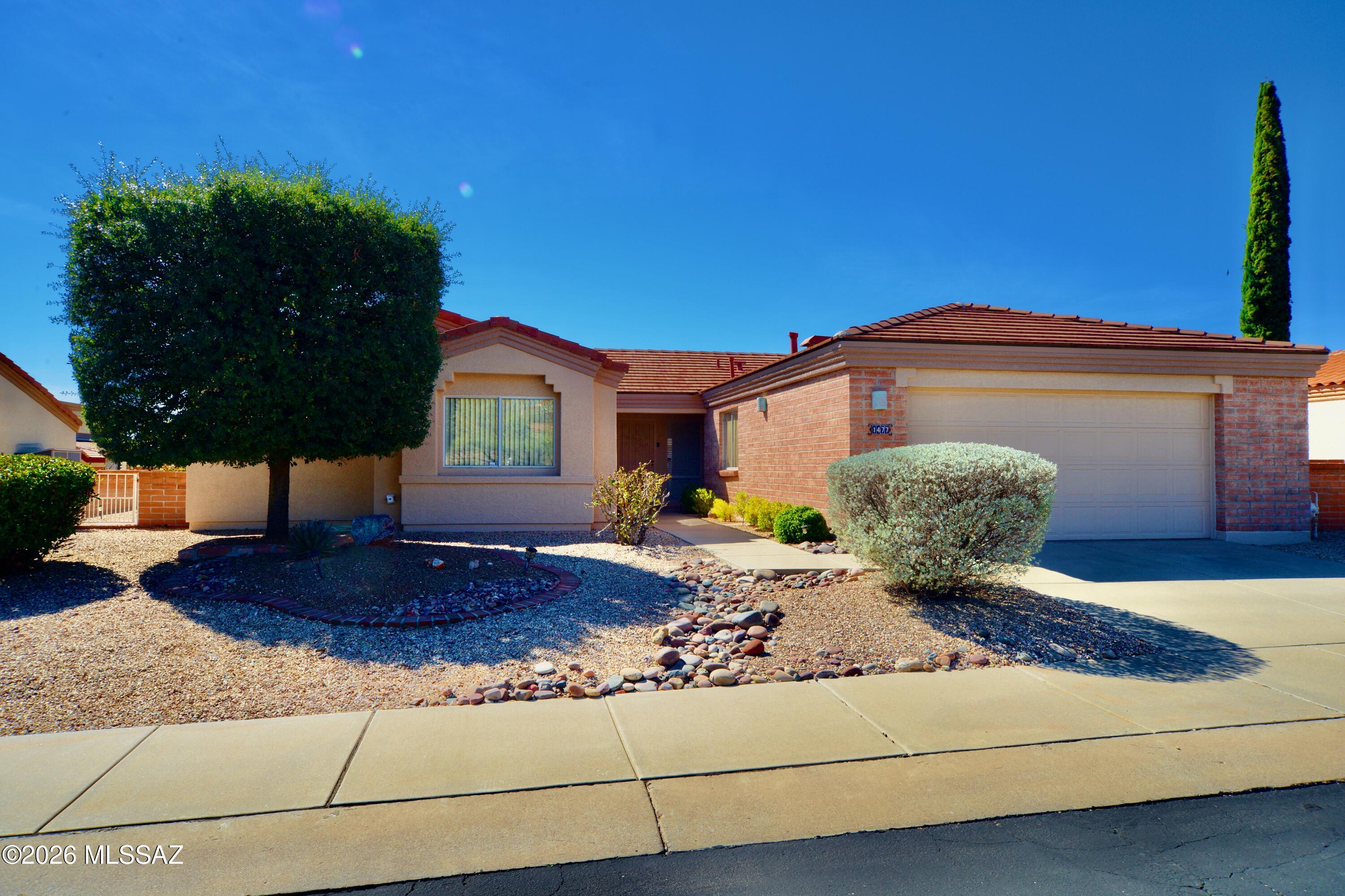 1477 W Desert Jewel Court — photo