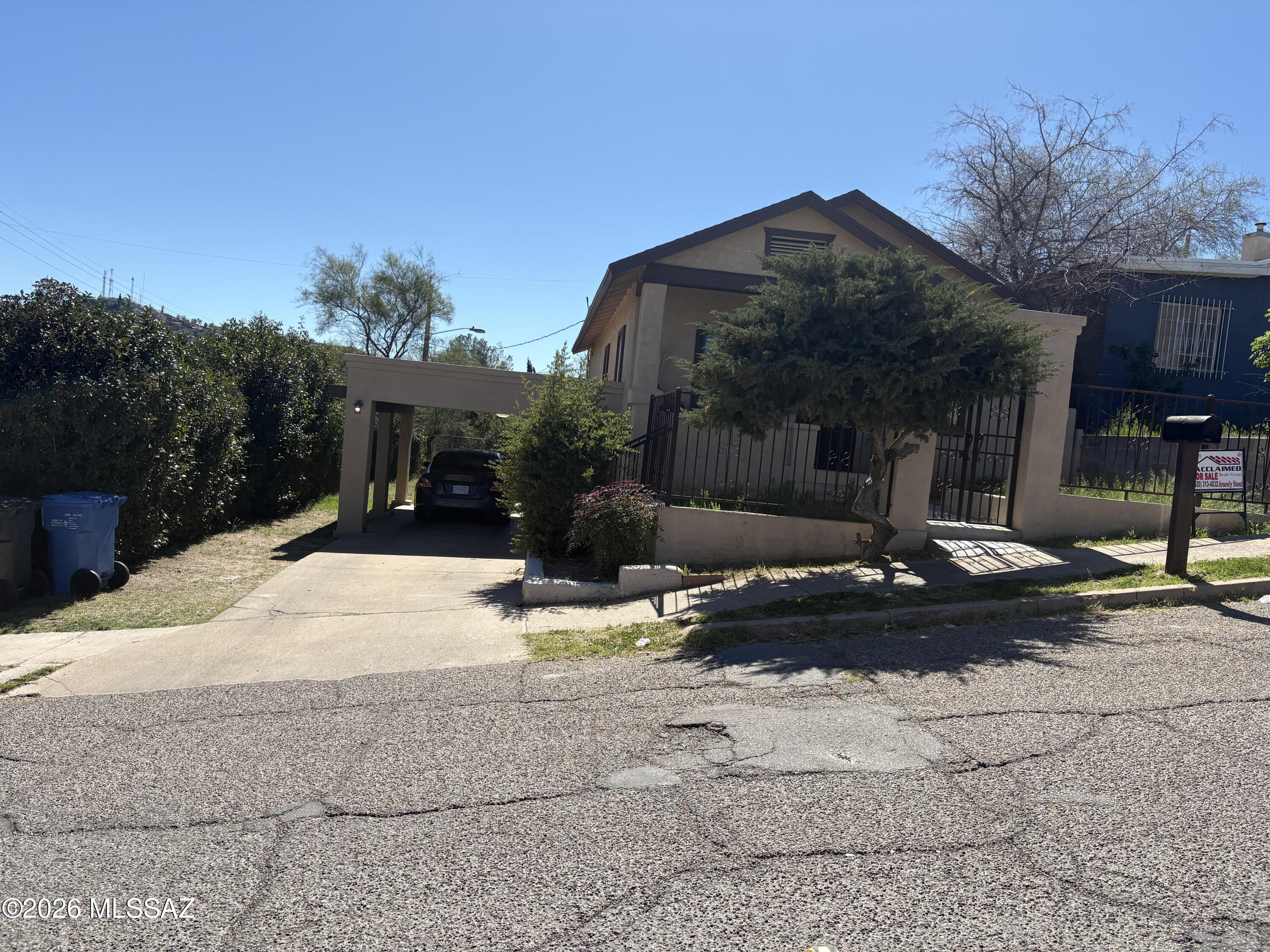 219 W Loma Street — photo