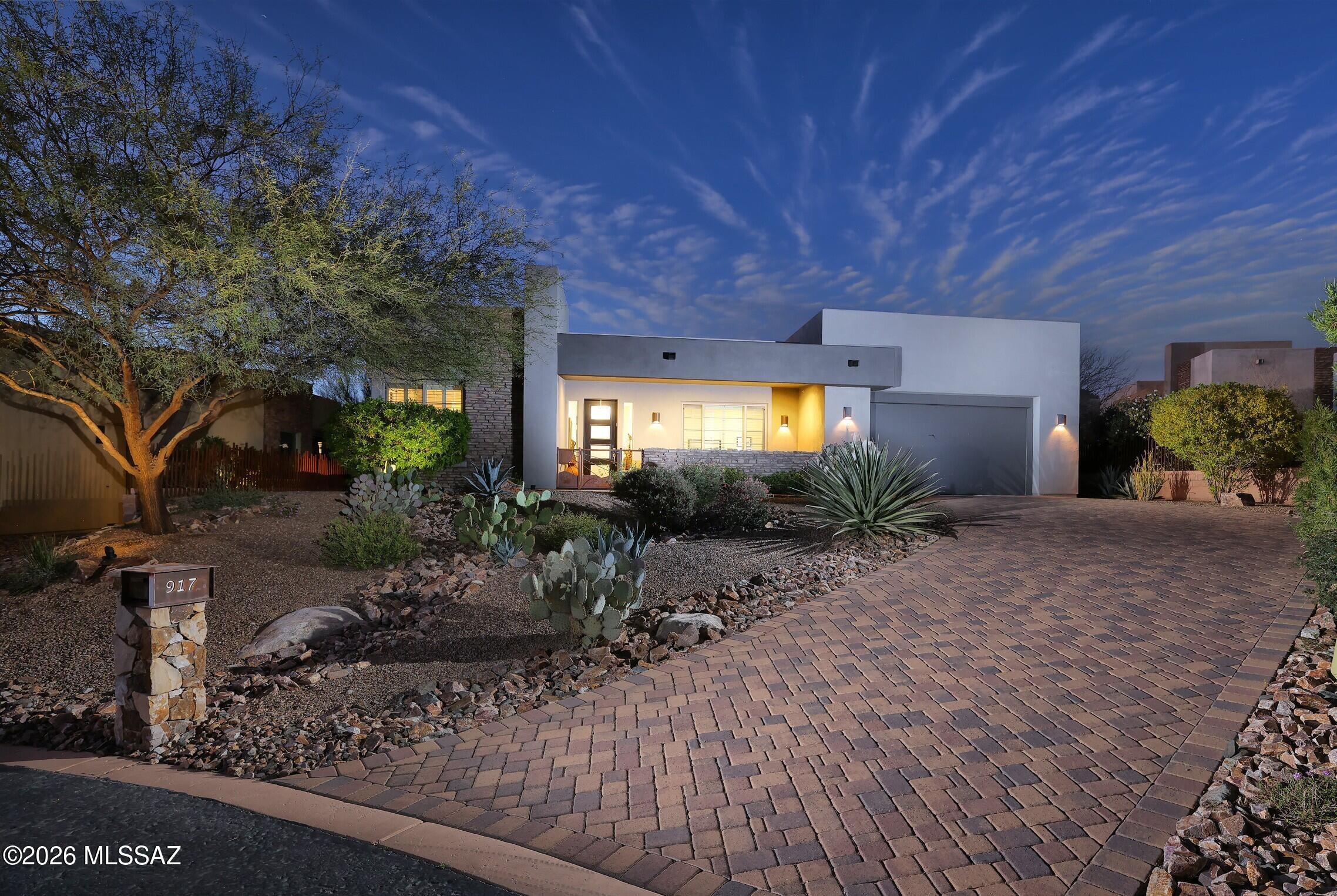 917 W Enclave Canyon Court — photo