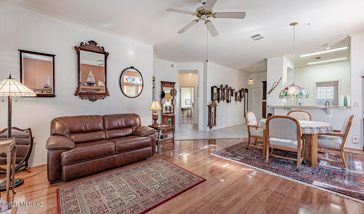 542 W Riverdale Court — photo