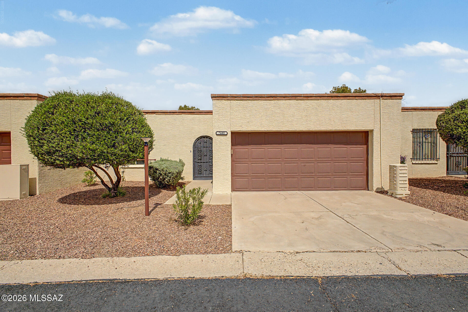 7605 E Pearson Street — photo